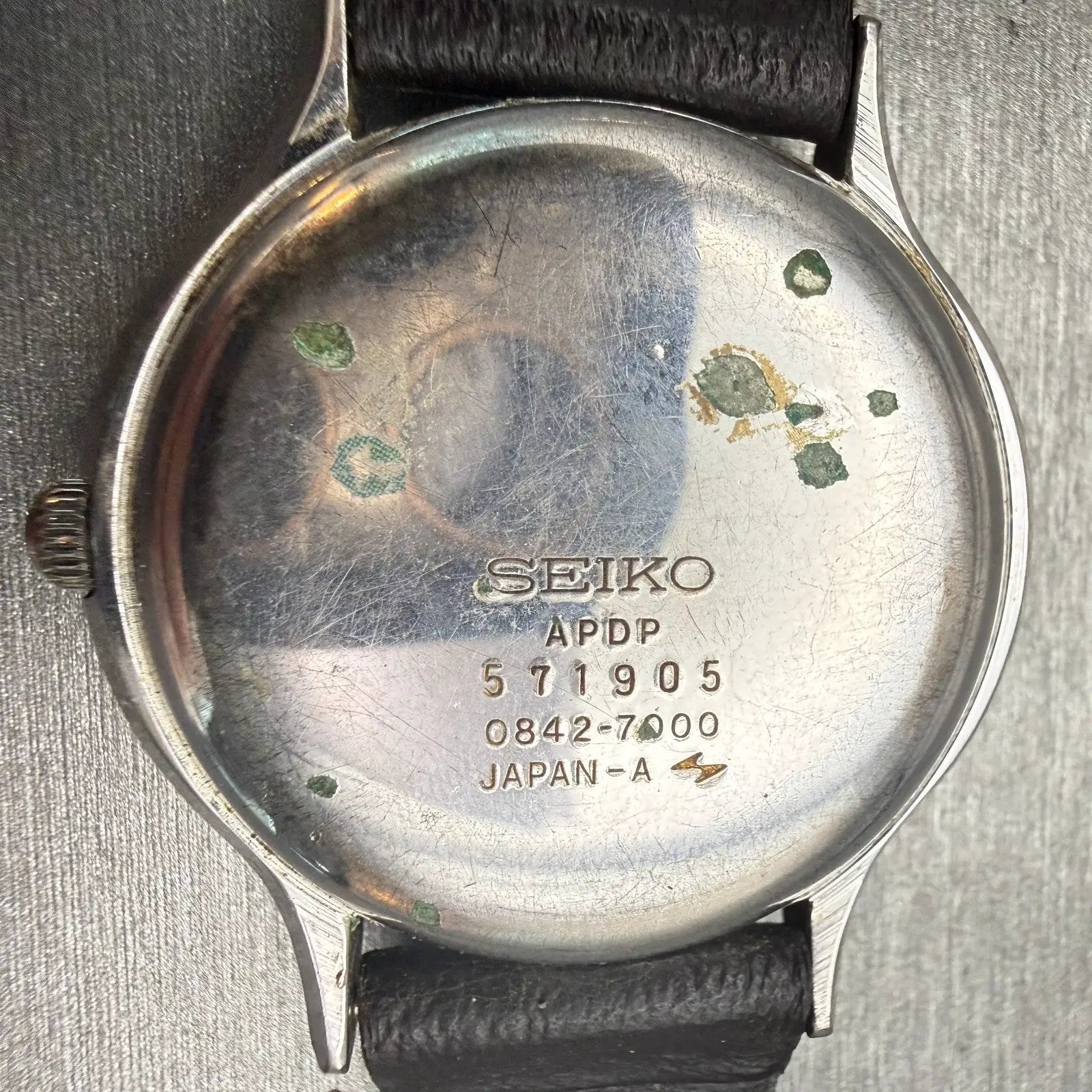 Seiko Watch Men 37mm Black Dial Silver Tone Date Round 0842-7000 New Battery VTG10