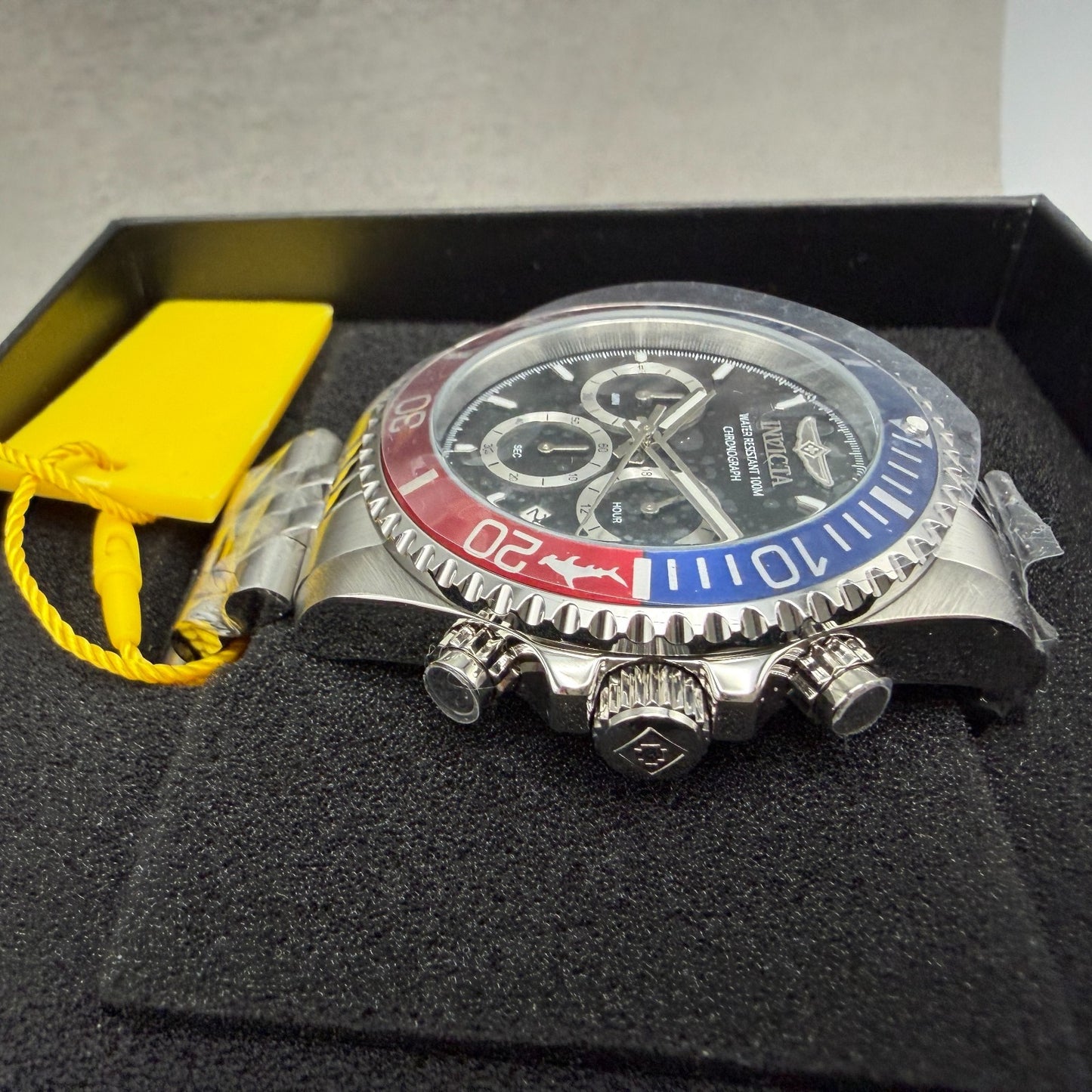 Invicta Pro Diver Chronograph Watch Men 43mm Black Dial Steel Pepsi Date 481175