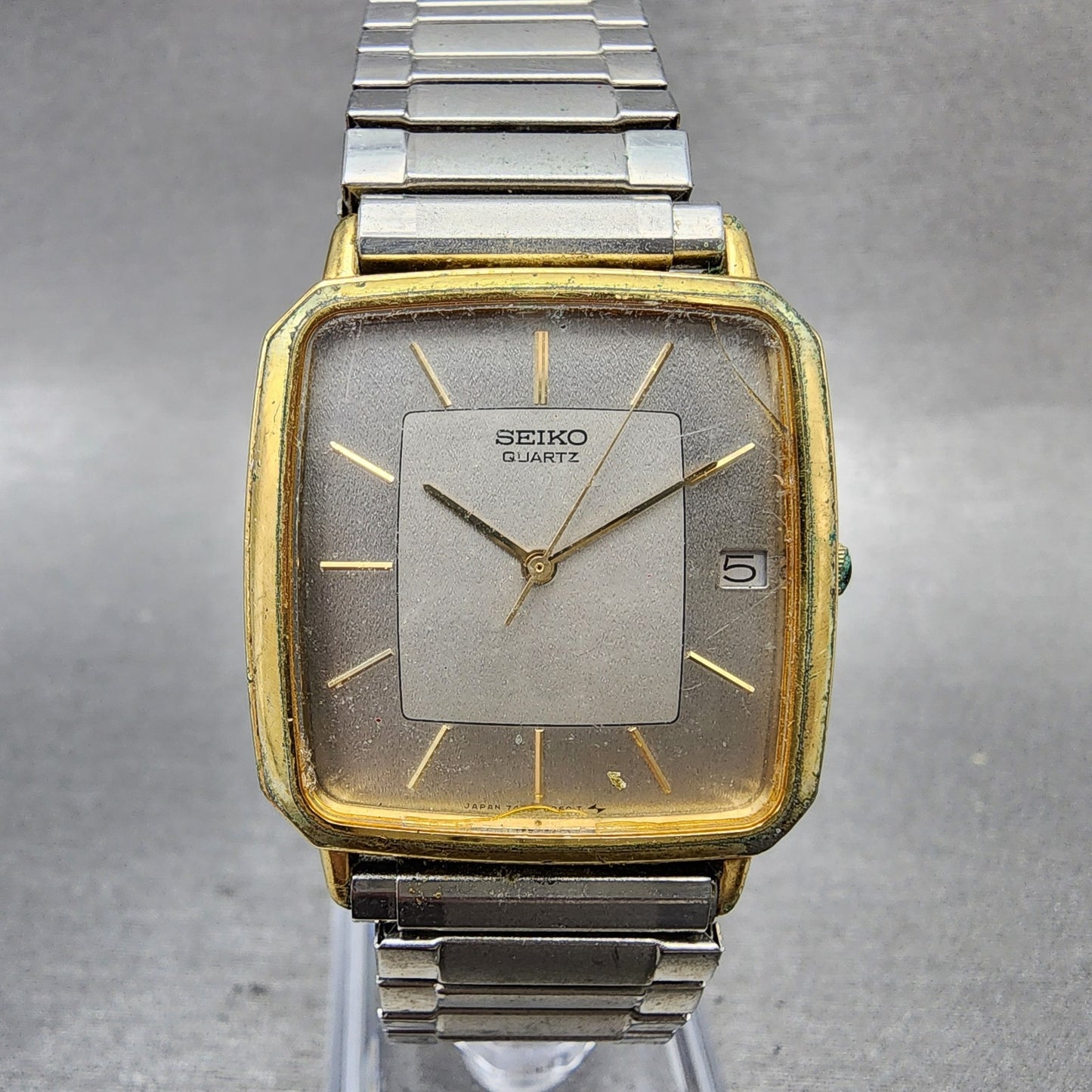 Seiko Tank Watch Men 29mm Silver Dial Two Tone Date 74325030 New Battery0