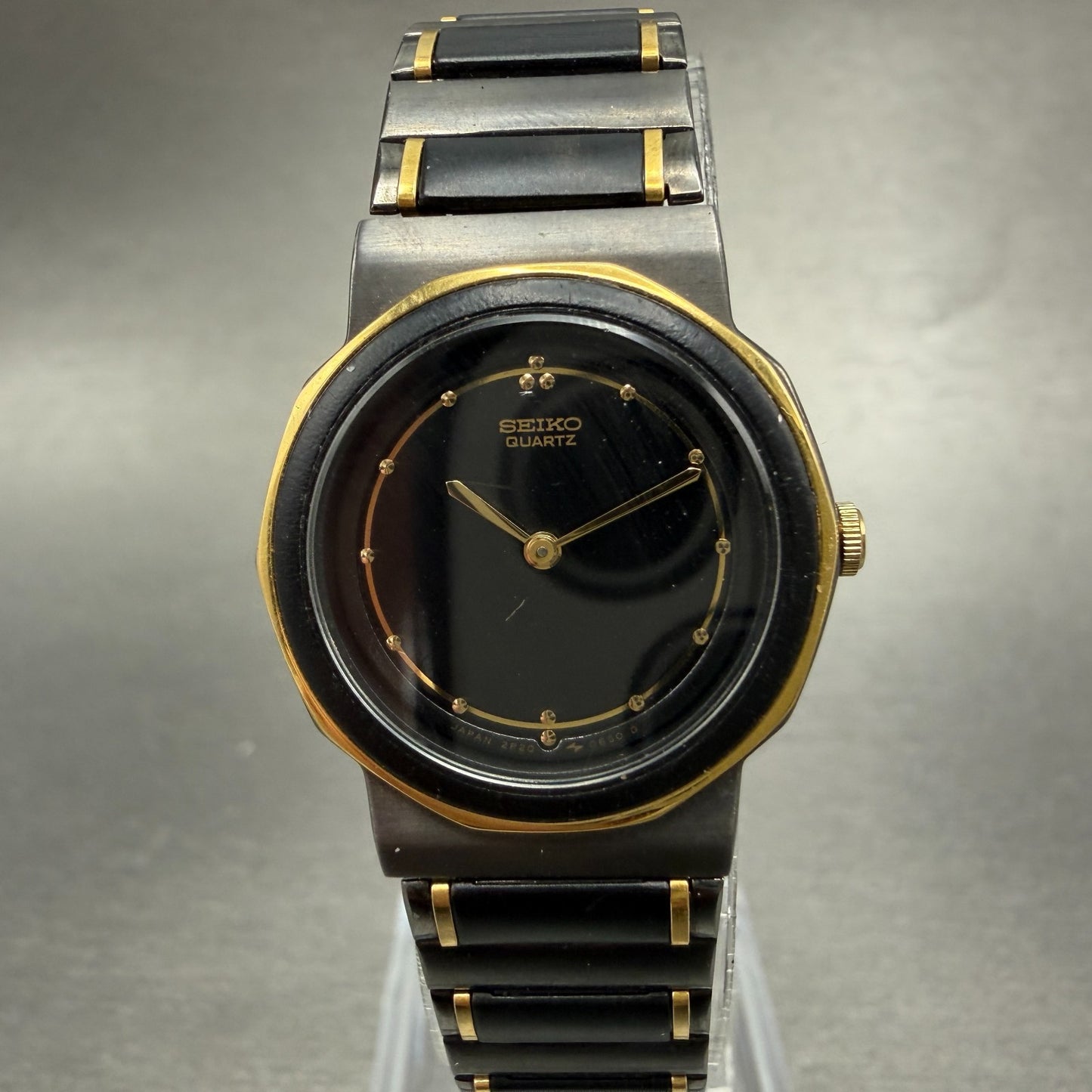Seiko Watch Women 23mm Black Dial Black & Gold Tone 2P20-0200 New Battery VTG0