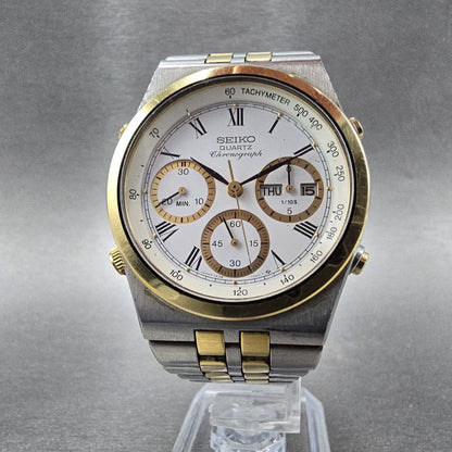 Seiko Chronograph Watch Men 37mm White Dial Two Tone Daydate 7A38-7289 READ!!!!!5