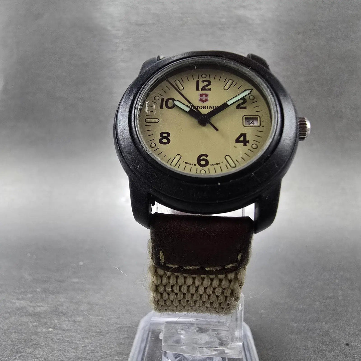 Victorinox Swiss Army Yeoman Watch Women 30mm Brown Dial Black Tone Date PARTS6