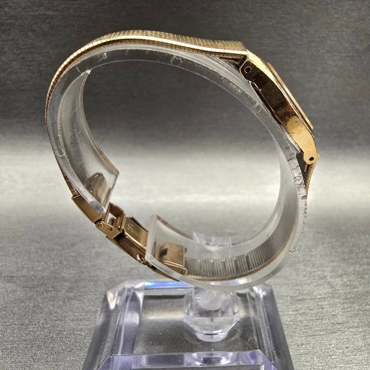 Seiko Watch Women 19mm Champagne Dial Gold Tone Round 2C20-0029 New Battery VTGT8