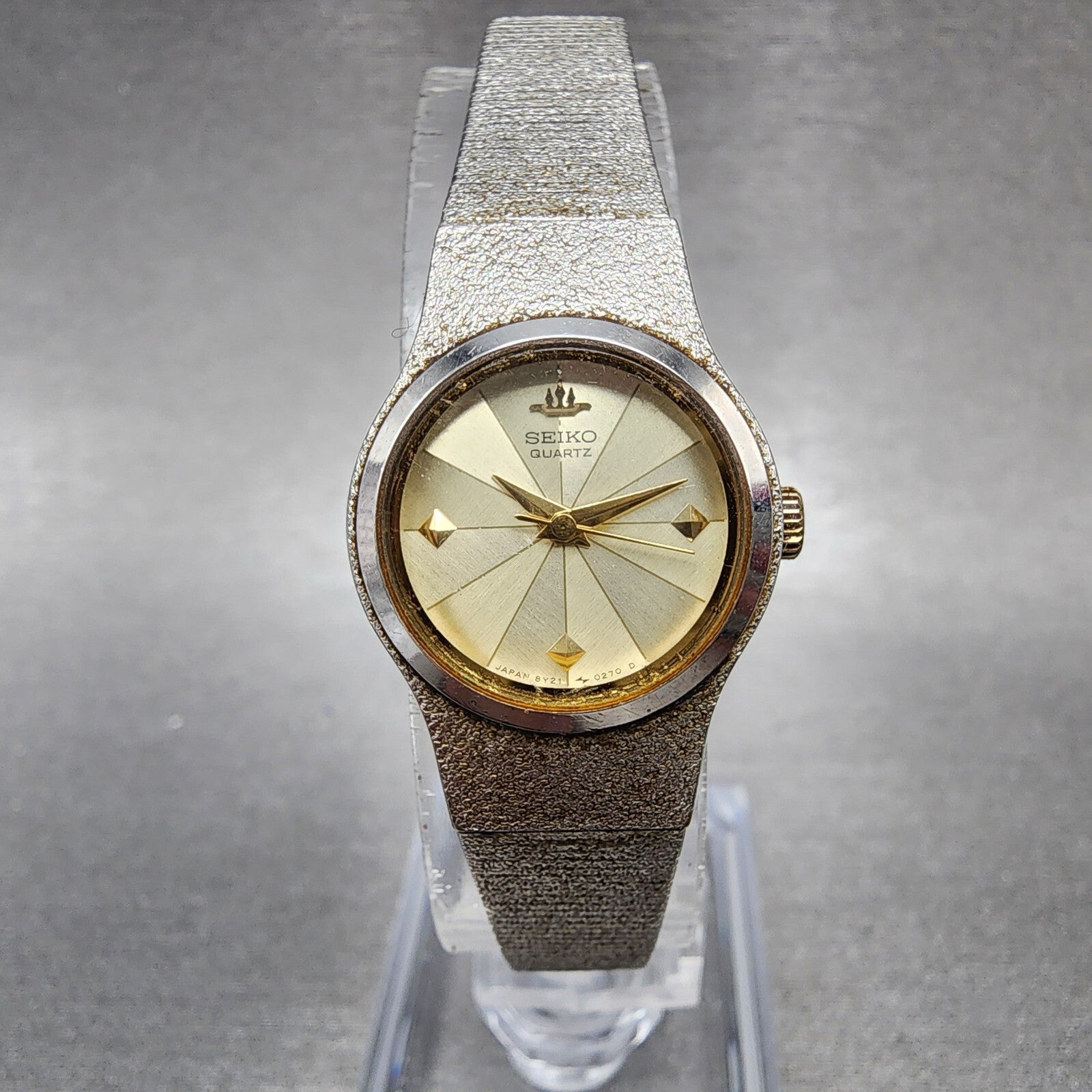 Seiko Watch Women 20mm Champagne Dial Silver Tone Round 8Y210010  New Battery2