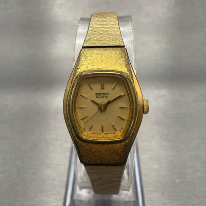 Seiko Watch Women 17mm Gold Dial Gold Tone Hexagon 4N01-5021 New Battery0
