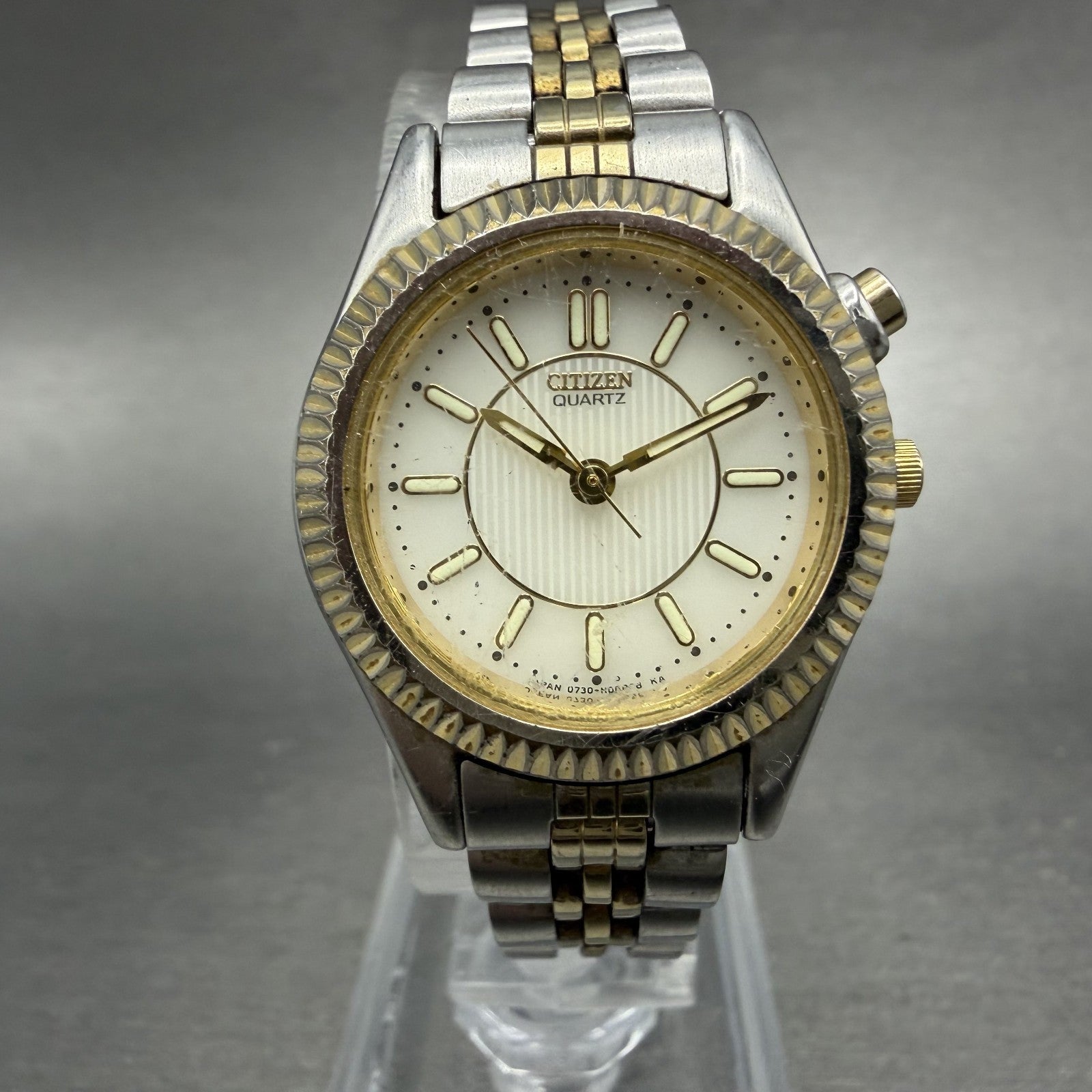Citizen Watch Women 26m White Dial Two Tone Backlight 0730-H00010 New Battery0
