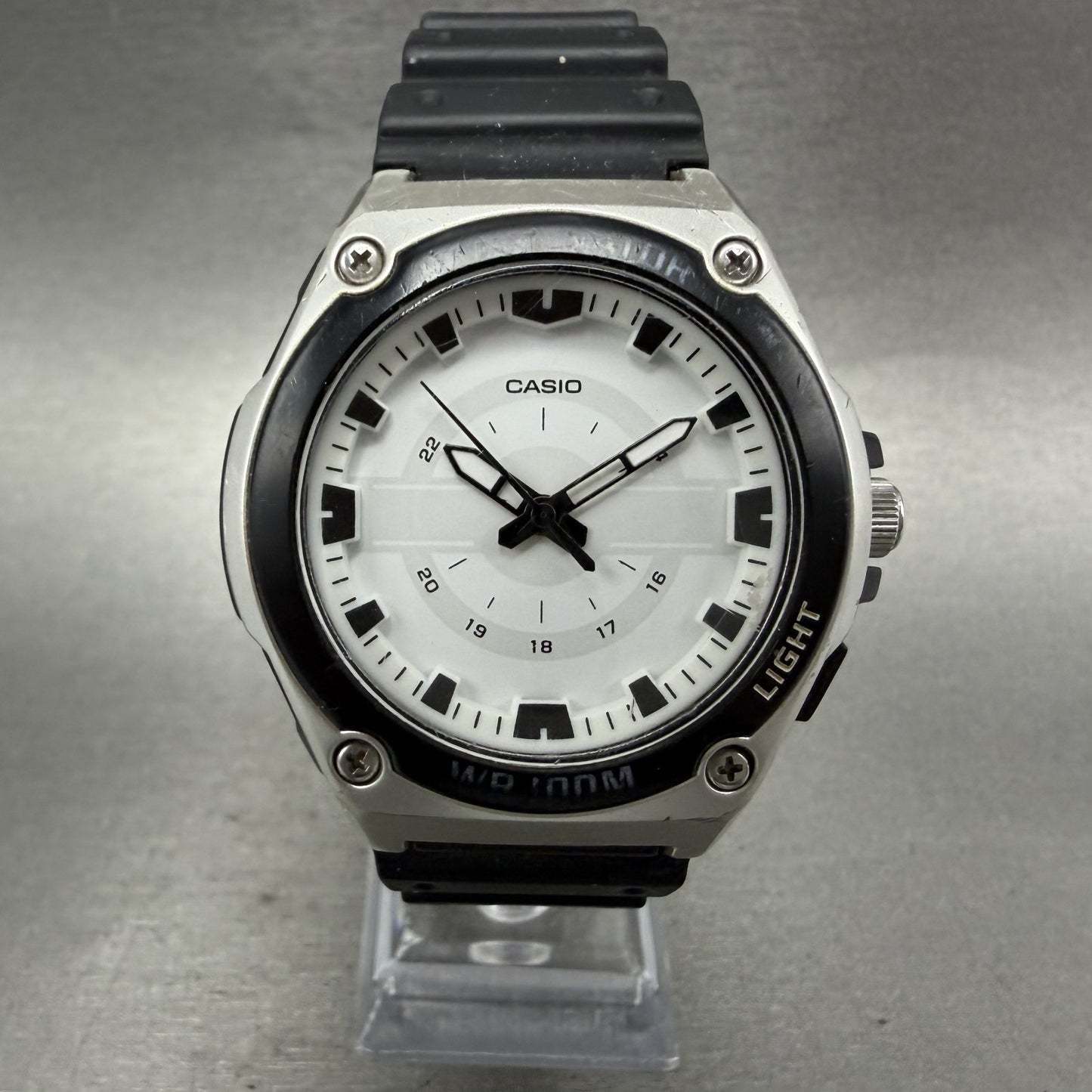 Casio Watch Men 44mm White Dial Black Tone Round MWC100H New Battery0