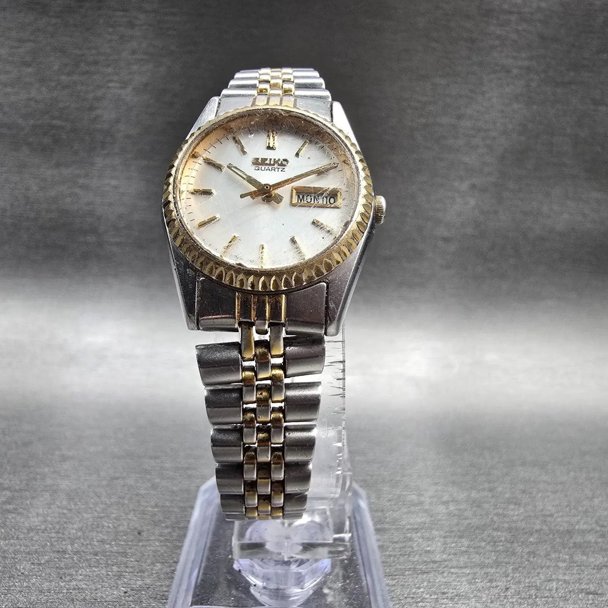 Seiko Watch Women 24mm Silver Dial Two Tone Daydate Round 7N83-0049 New Batt JP55
