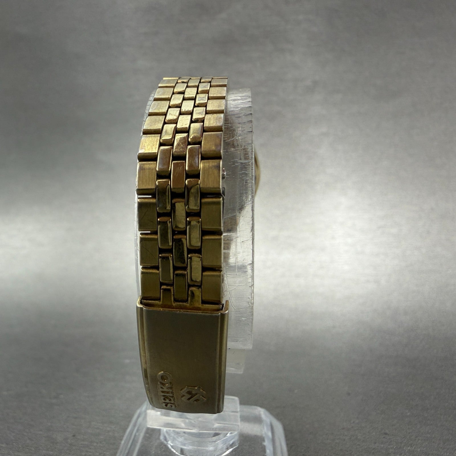 Seiko Watch Women 24mm Gold Dial Gold Tone Date Round 3Y02-0010 New Battery7