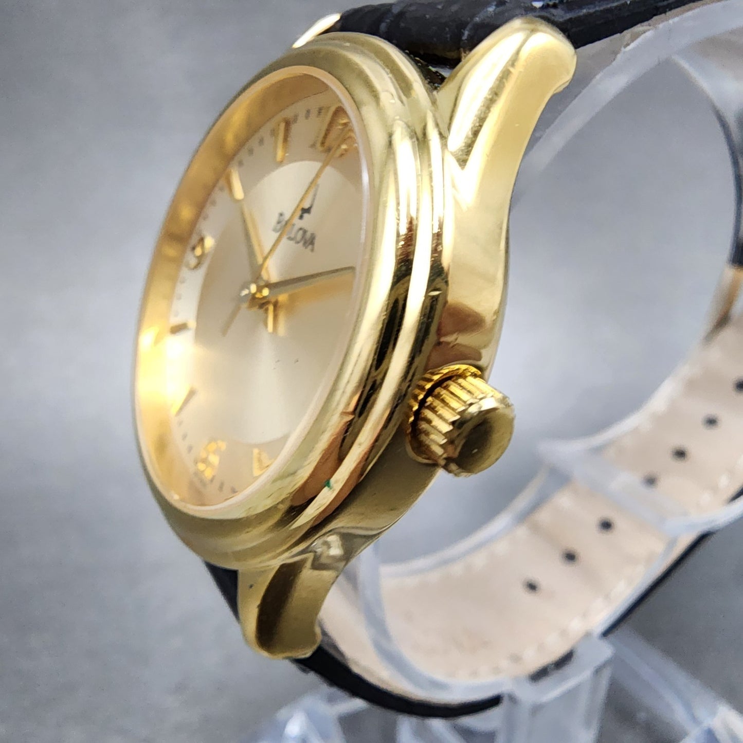 Bulova Watch Women 30mm Champagne Dial Gold Tone Round 97V25 New Battery