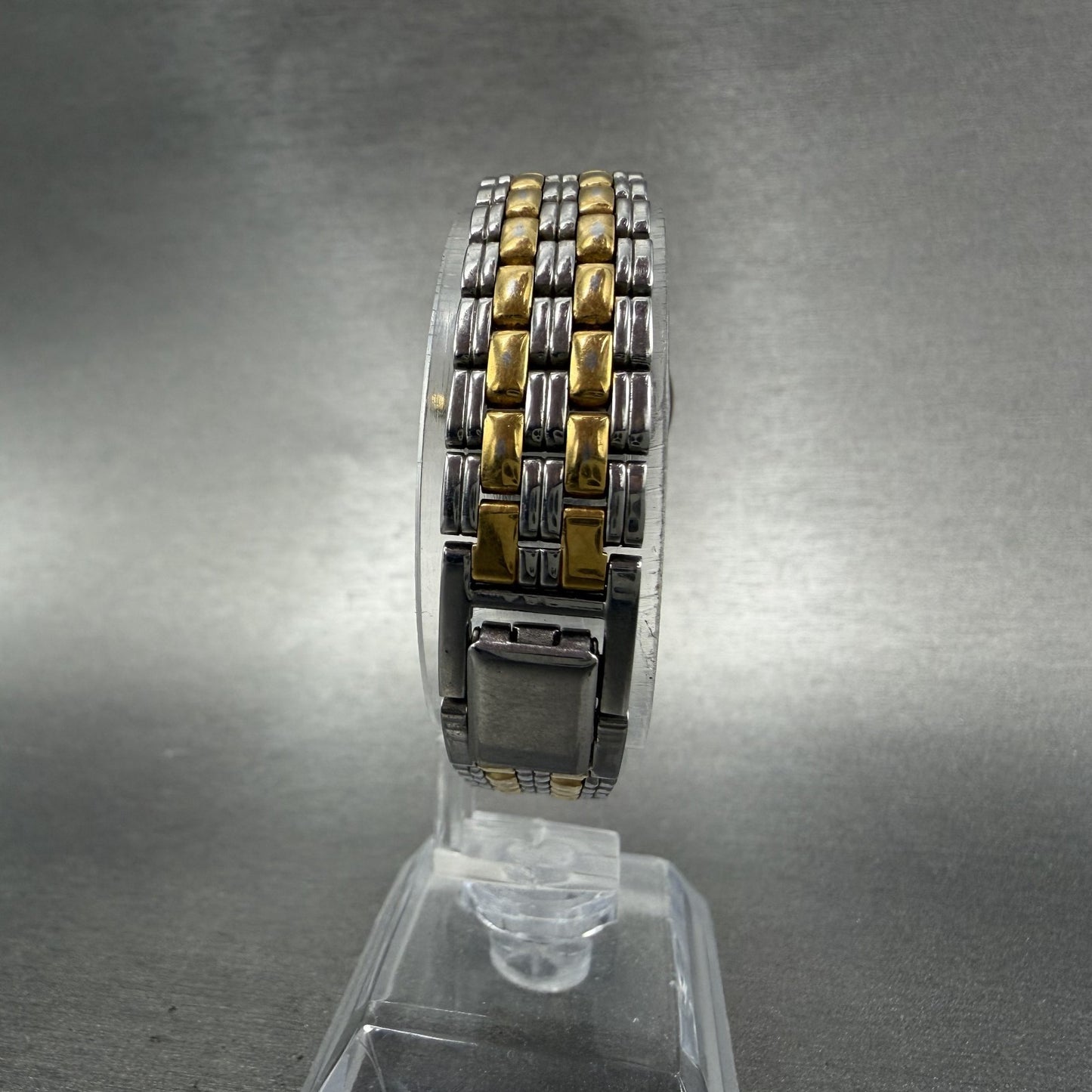 Seiko Watch Women 24mm Silver Dial Two Tone Round V701-1791 New Battery7