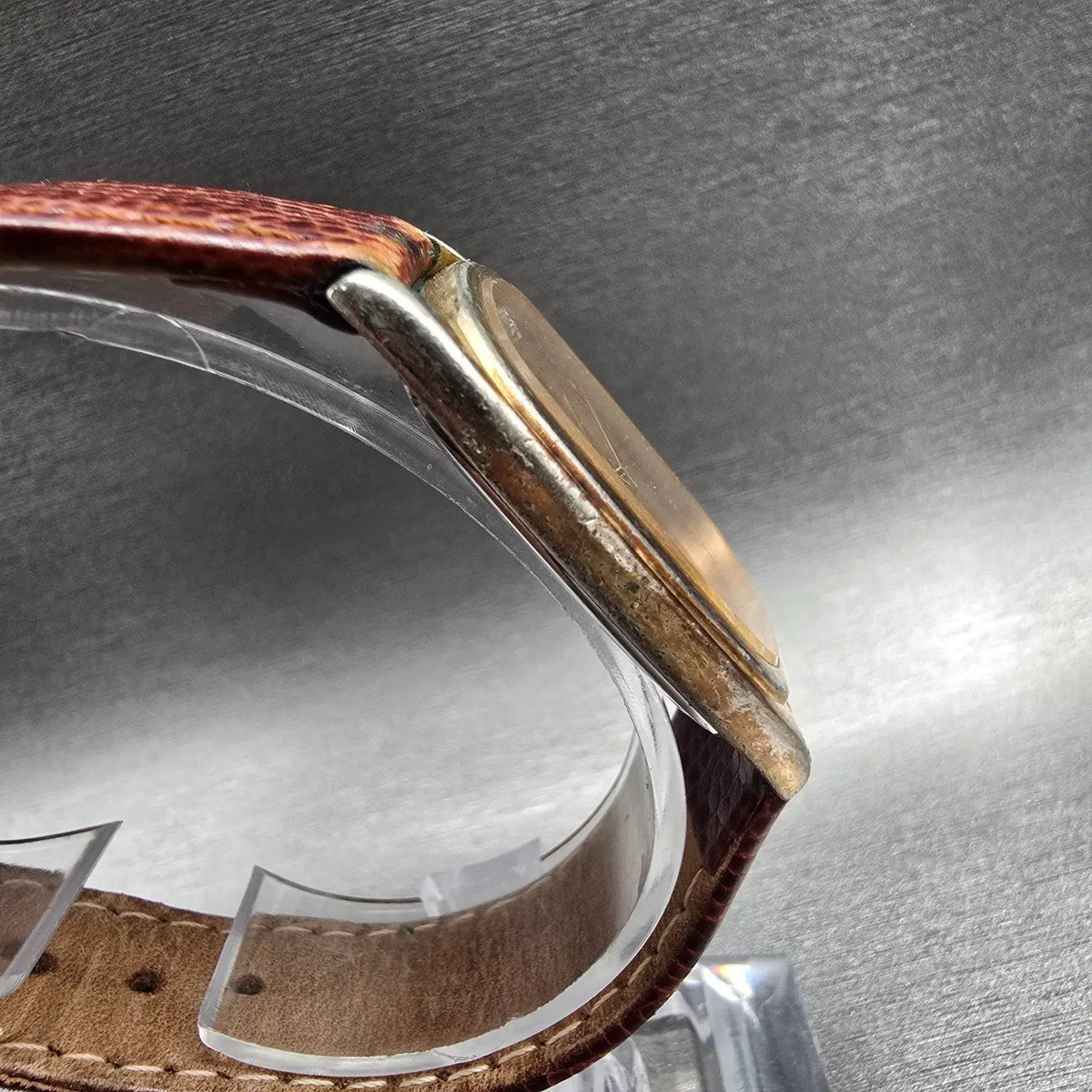 Seiko Tan Watch Men 26mm Gold Dial Gold Tone Rectangle 6020-5699 New Battery VTG3