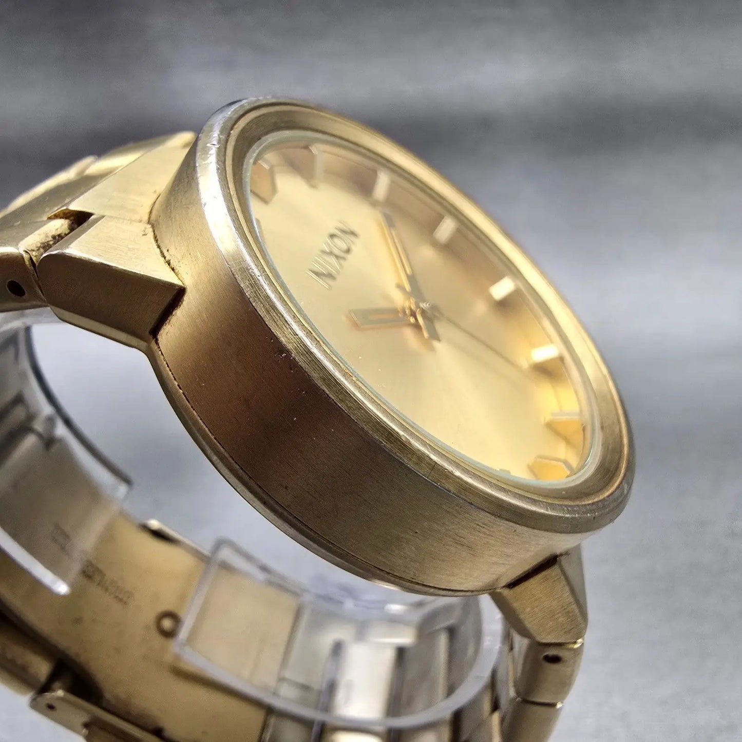 Nixon The Cannon Watch Men 40mm Gold Dial Gold Tone Round New Battery3