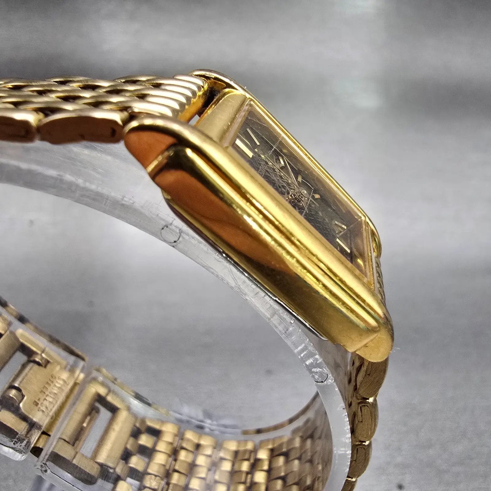 Seiko Watch Women 18mm Black Dial Gold Tone Rectangle V401-5650 New Battery VTG3