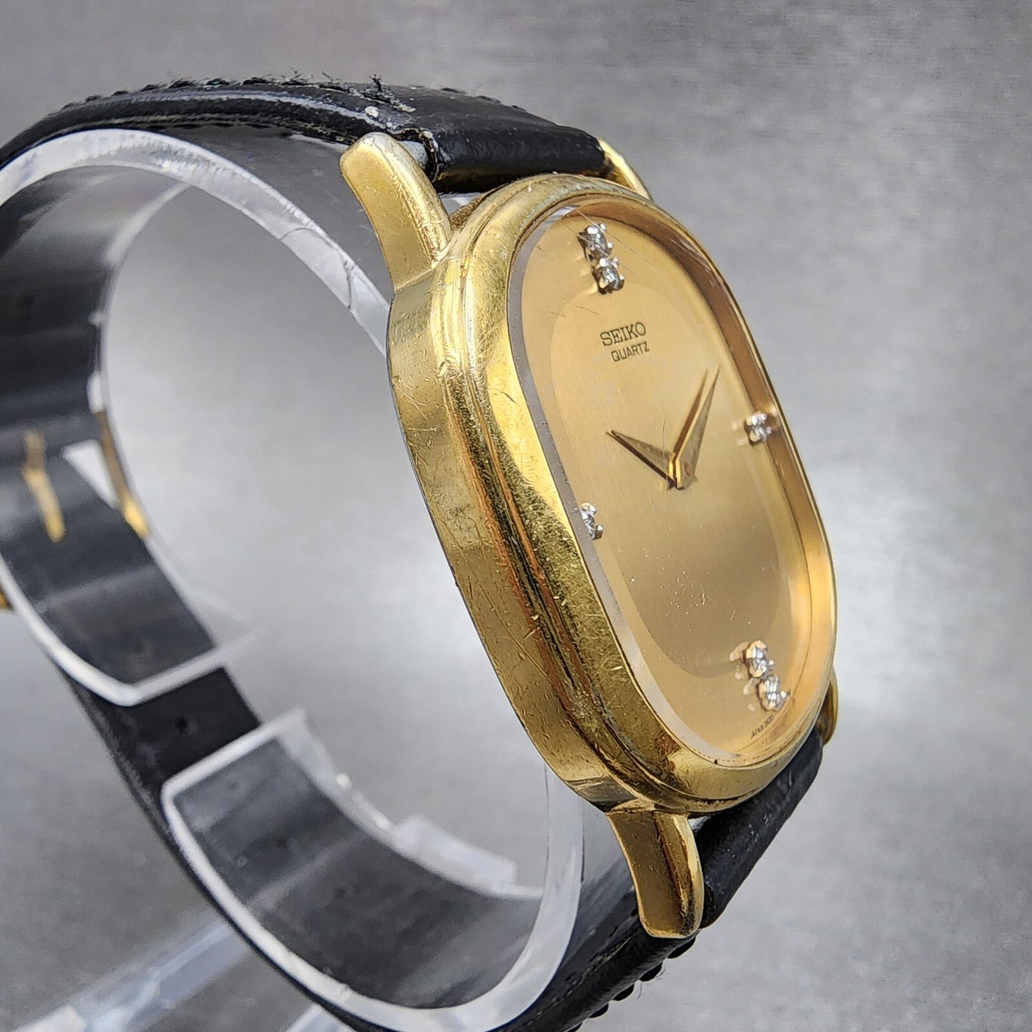 Seiko Watch Men 29mm Gold Dial Gold Tone Oval 2620-5599 New Battery Vintage