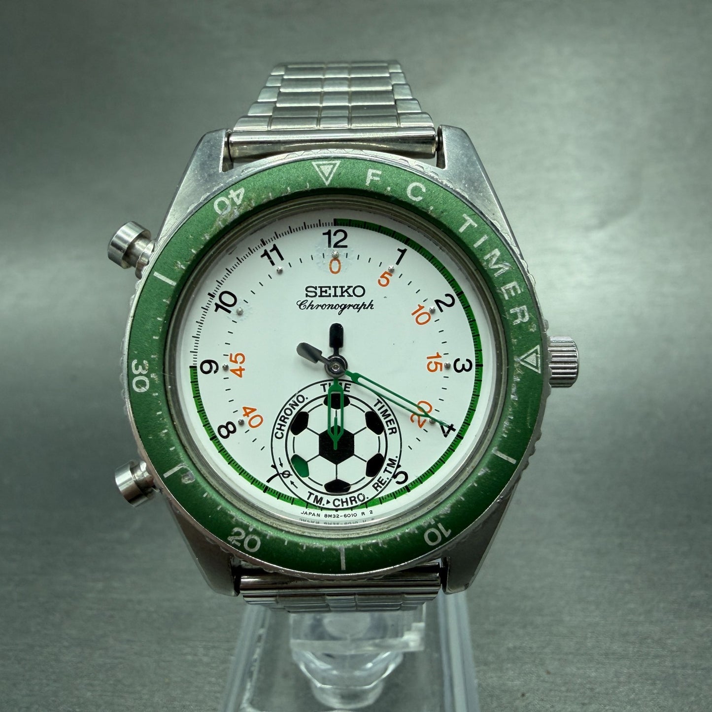 Seiko F.C Timer Soccer Watch Men White Dial Steel Round 8M32-6010 PARTS0