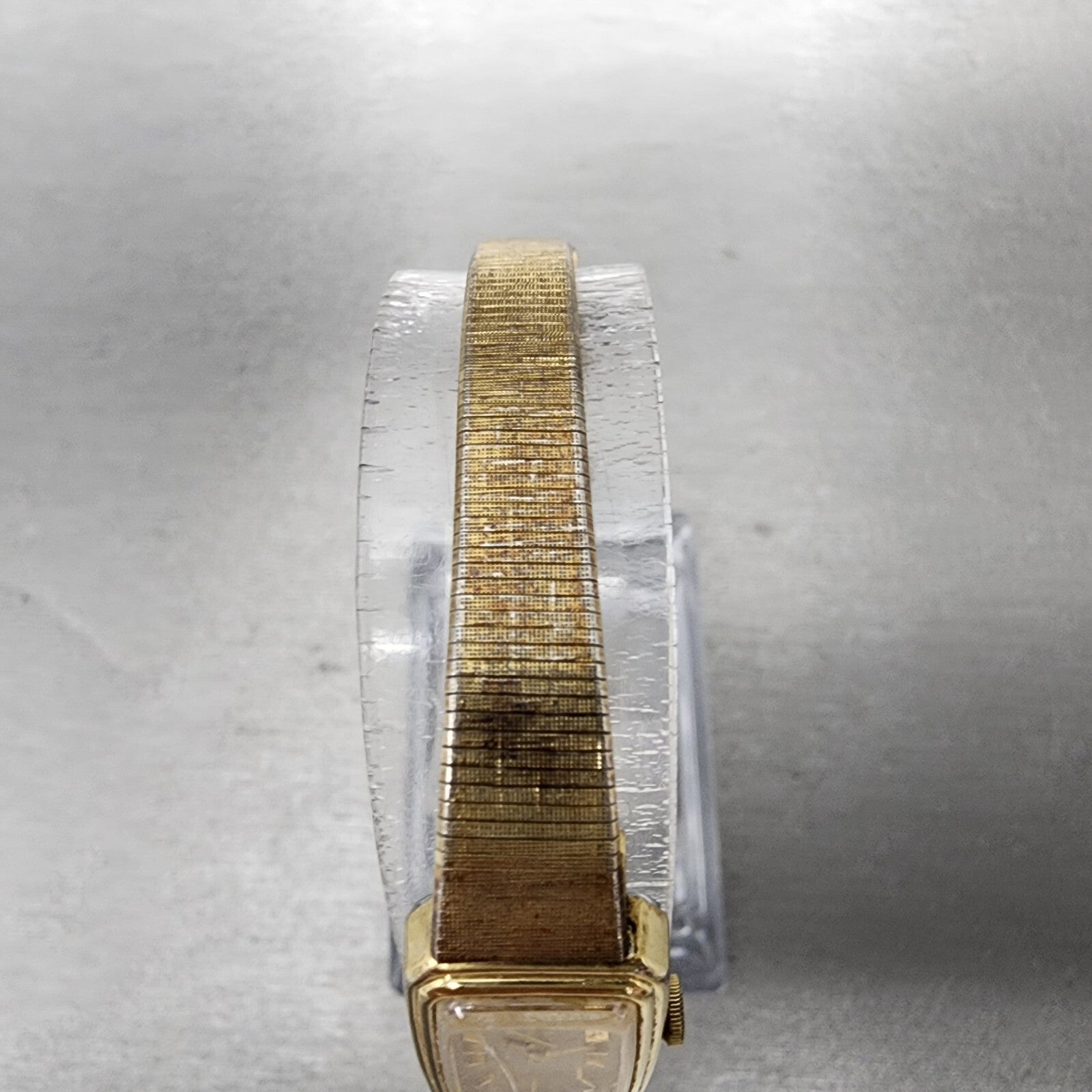 VTG Seiko Watch Women 13mm Gold Dial Gold Tone Rectangle 13205779 New Battery4