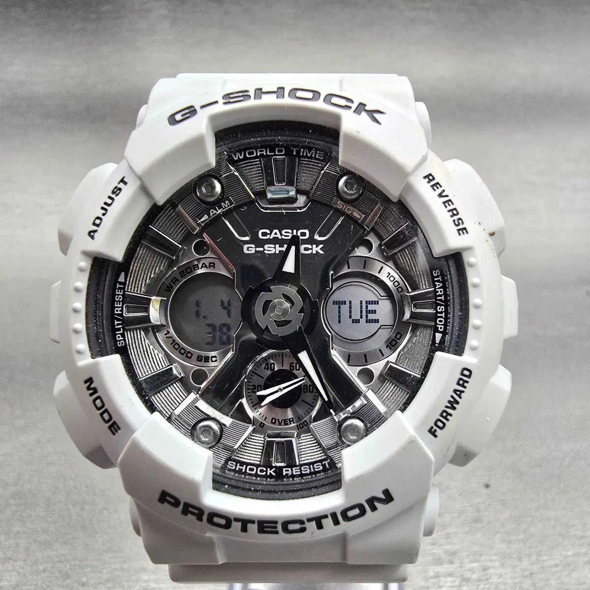 Casio G-Shock GMA-S120MF Watch Men 45mm Silver Gray Chronograph Alarm New Batt0