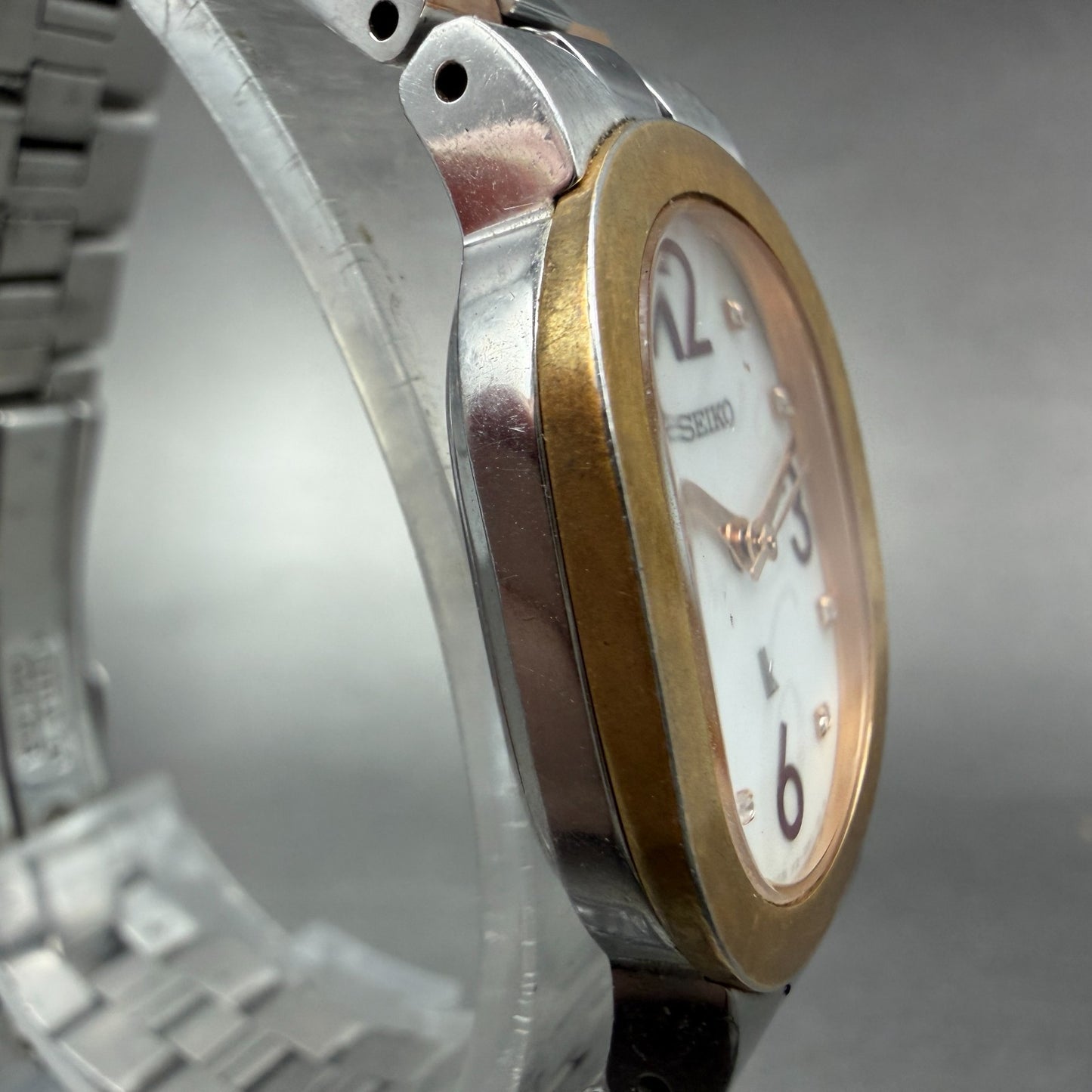 Seiko Lukia Watch Women 21mm MOP Dial Two Tone Oval 1F21-0AZ0 New Battery3