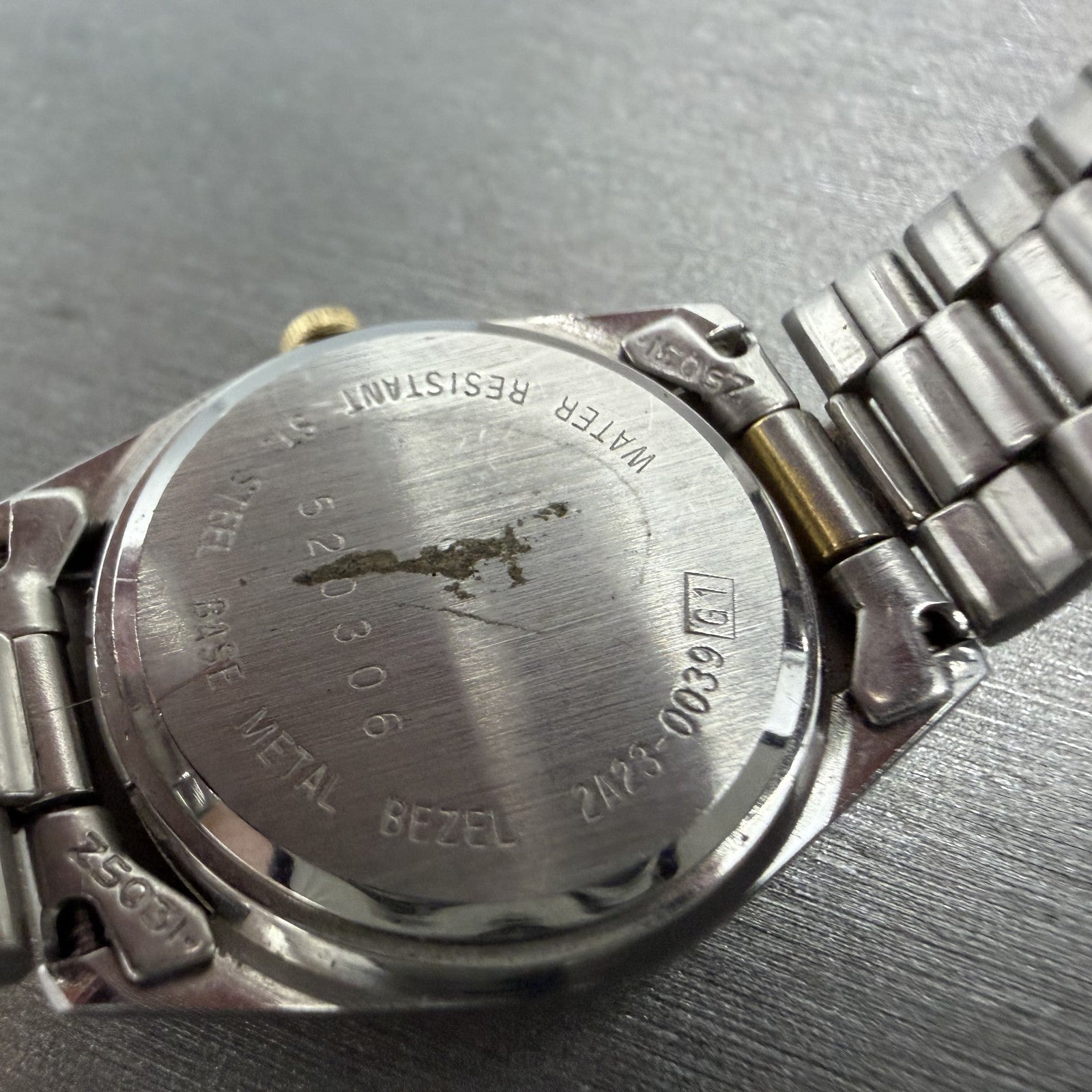 Seiko SQ Watch Women 25mm Silver Dial Two Tone Daydate Round 2A23-0039 NewBat IP9