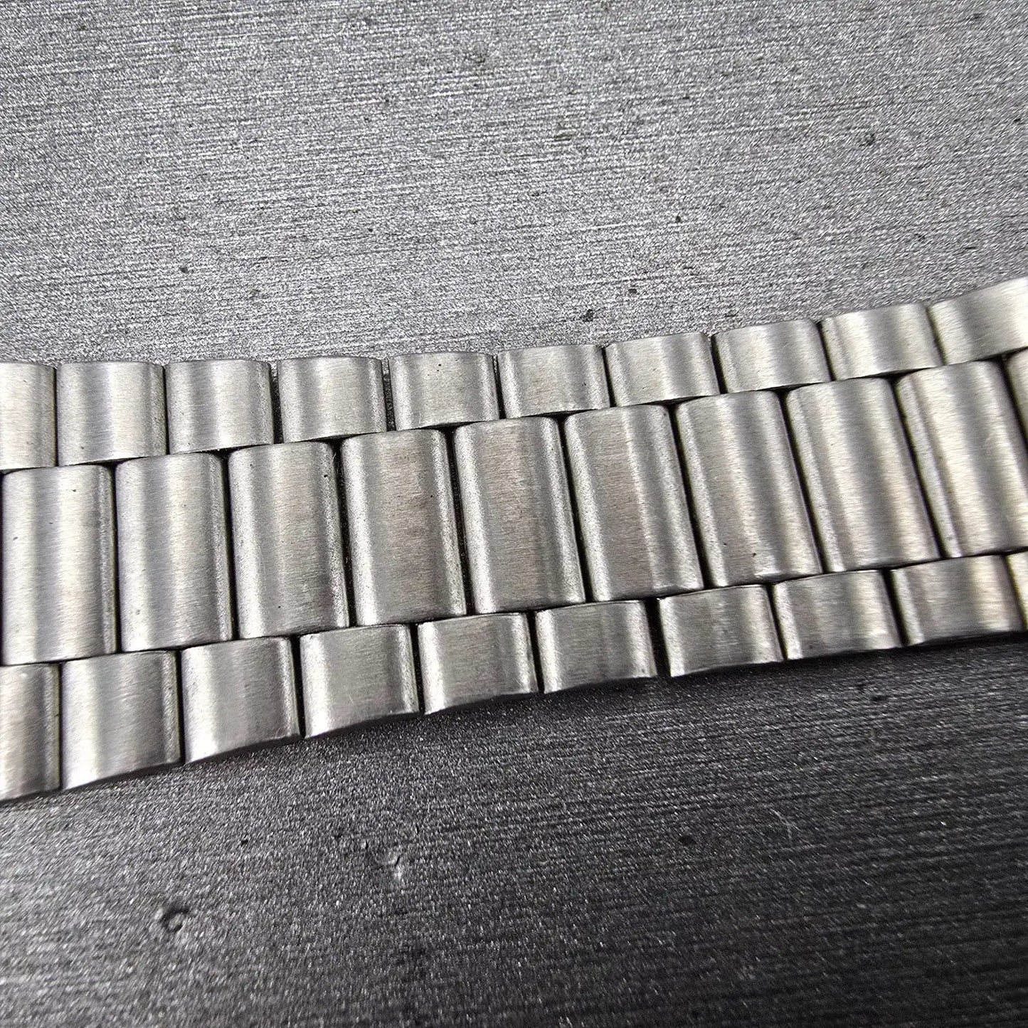 Seiko  Bracelet 20mm Stainless Steel Silver Tone Tri Folding Clasp VTG Japan14