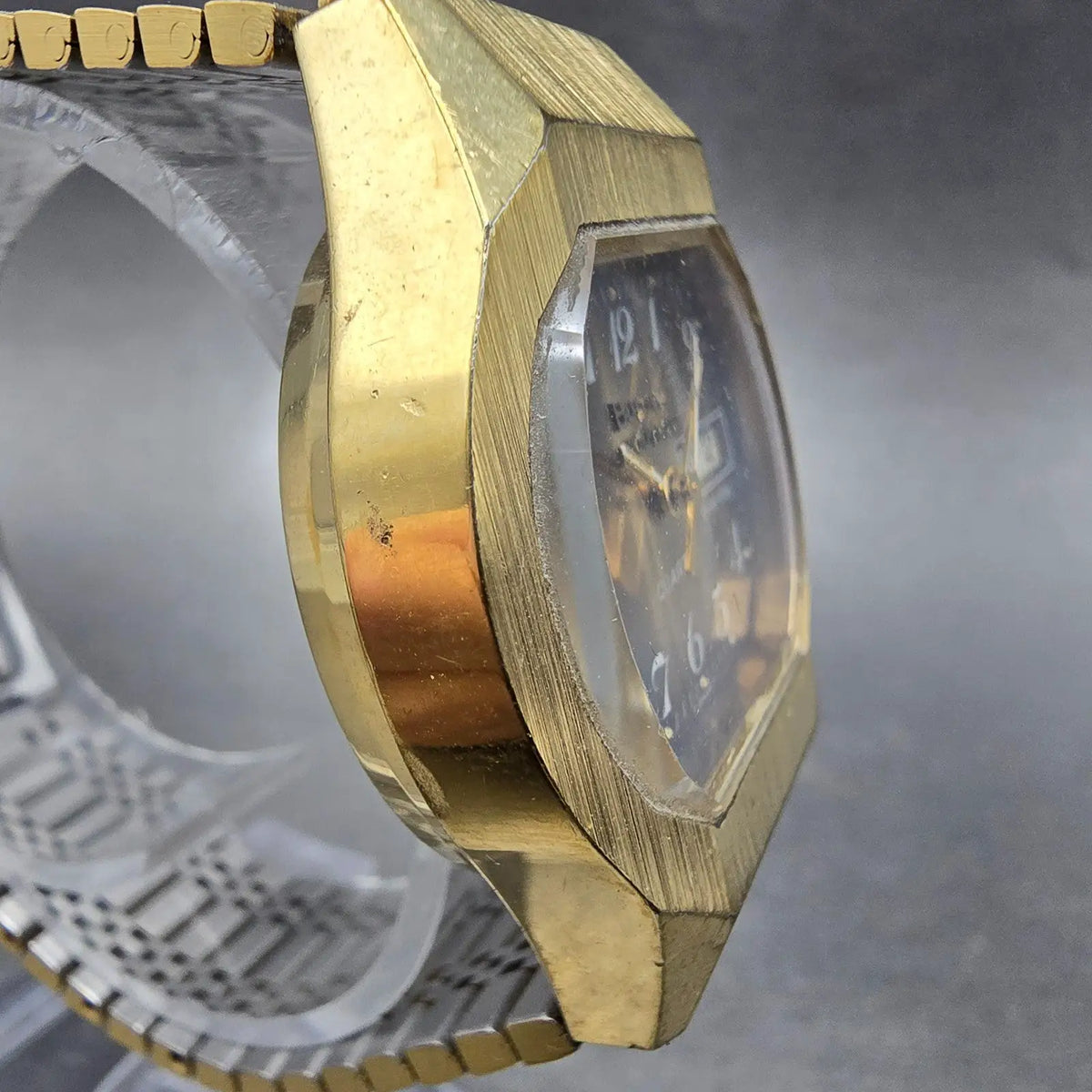Bulova Accutron Watch Men 35mm Brown Dial Gold Tone Daydate Octagon PARTS N74