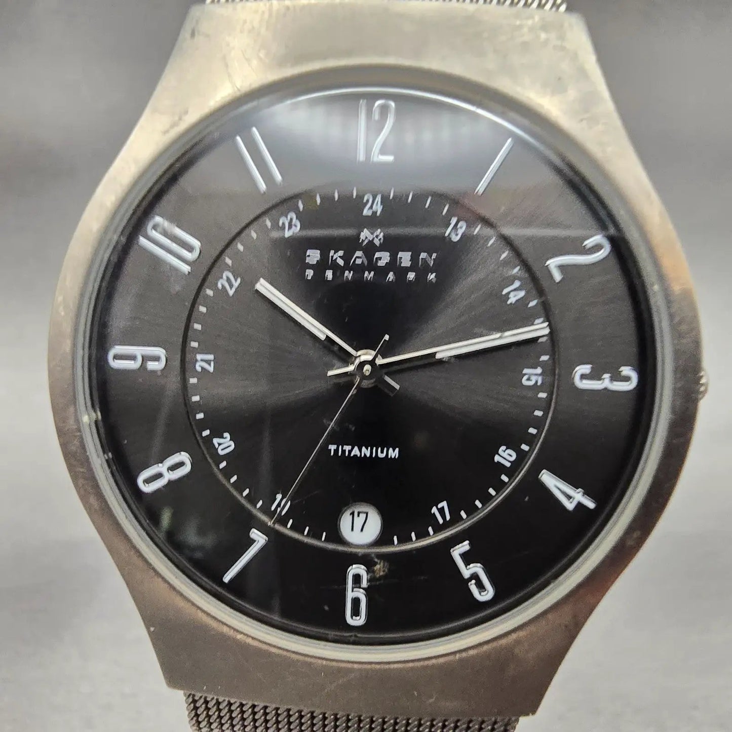 Skagen Sundby Watch Men 37mm Gray Dial Titanium Date 233XLTTM New Battery1