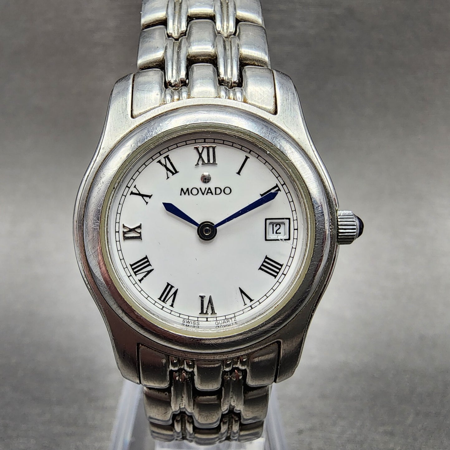 Movado Watch Women 26mm White Dial Steel Date Round 84E60850 New Battery0