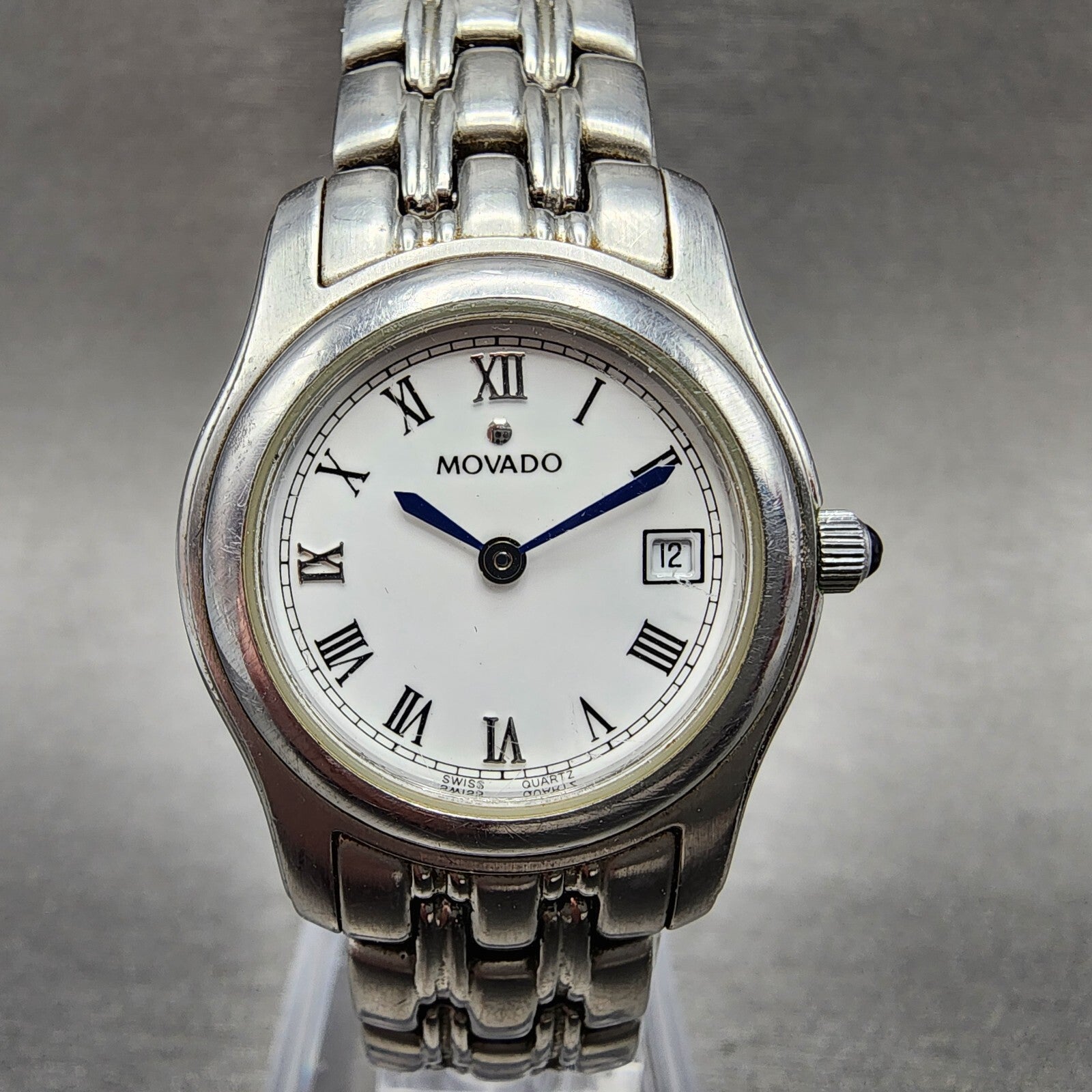Movado Watch Women 26mm White Dial Steel Date Round 84E60850 New Battery0