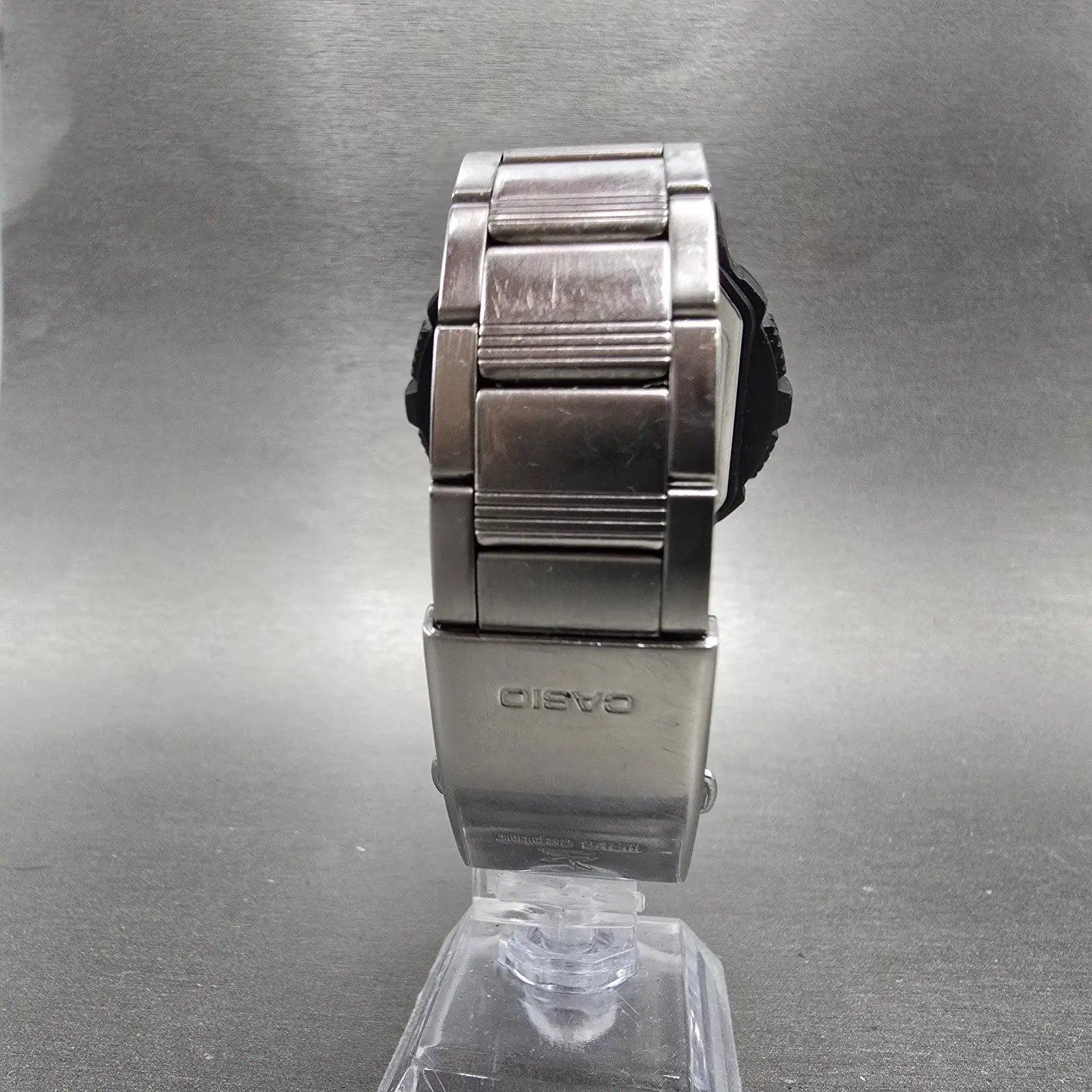 Casio Waveceptor WV-200A Watch Men 48mm Digital Black Silver Alarm Chrono NewBat7