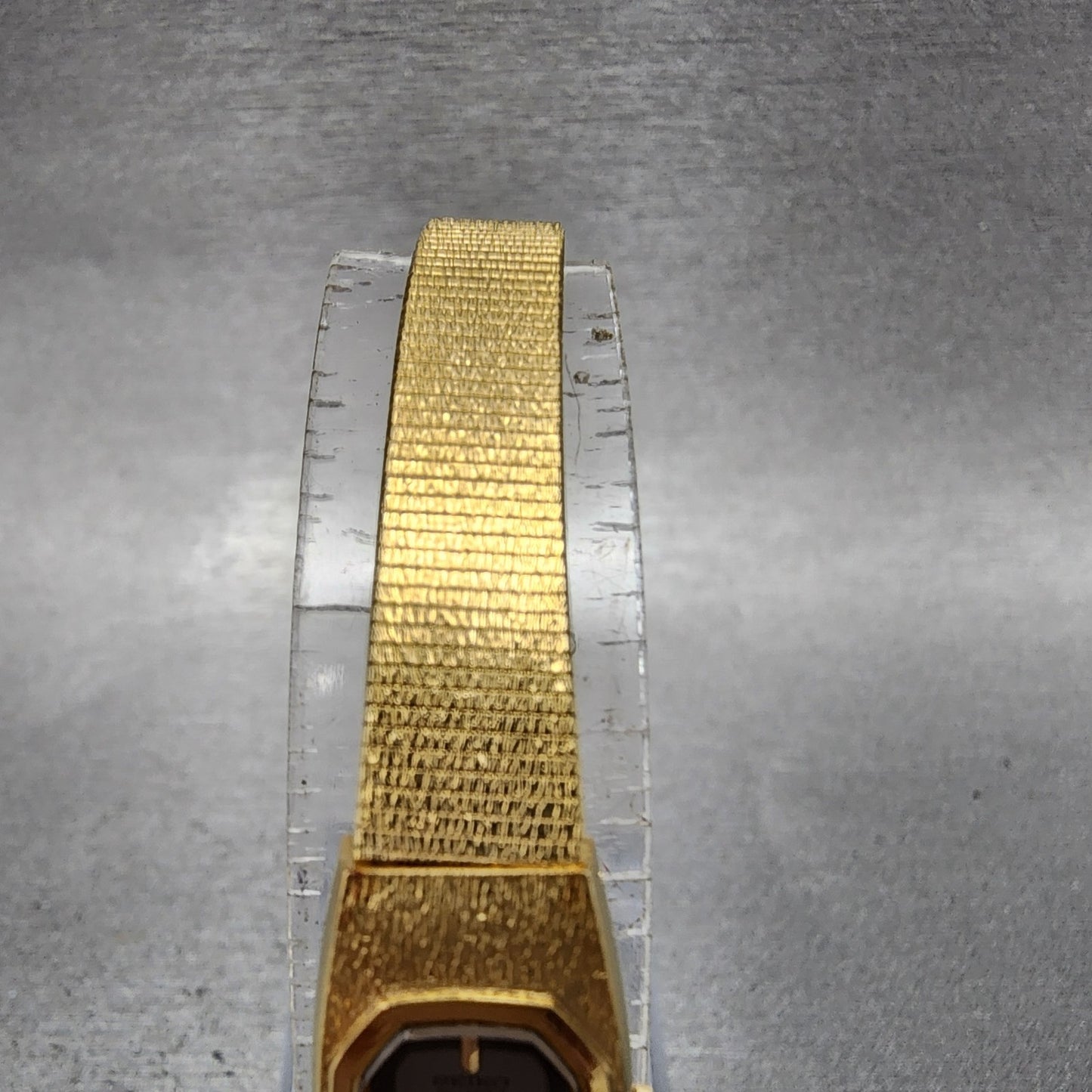 Seiko Watch Women 13mm Gray Dial Gold Tone Rectangle 2E205850 New Battery4