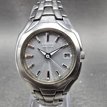 Citizen Eco-Drive Watch Women 25mm Gray Dial Silver Tone Date E011-S049601 RunsK2