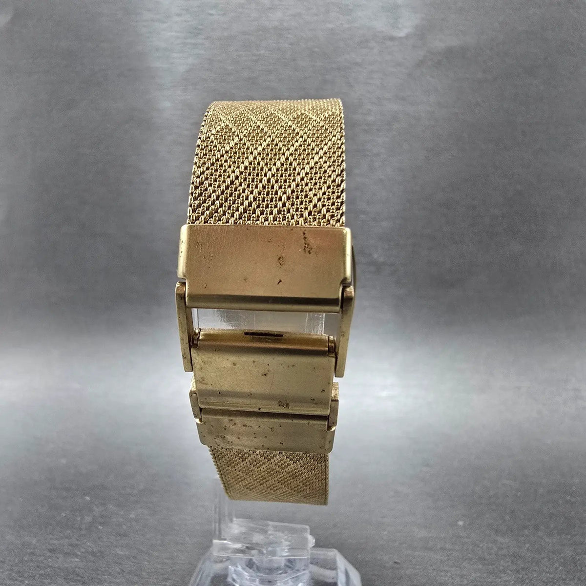 Armitron Deauville Watch Men 31mm Champagne Dial Gold Date PARTS VTG Quartz8