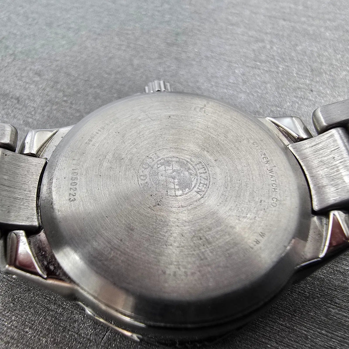 Citizen Eco-Drive Riva Watch Women 30mm Silver Dial Silver Date Diamonds Works9