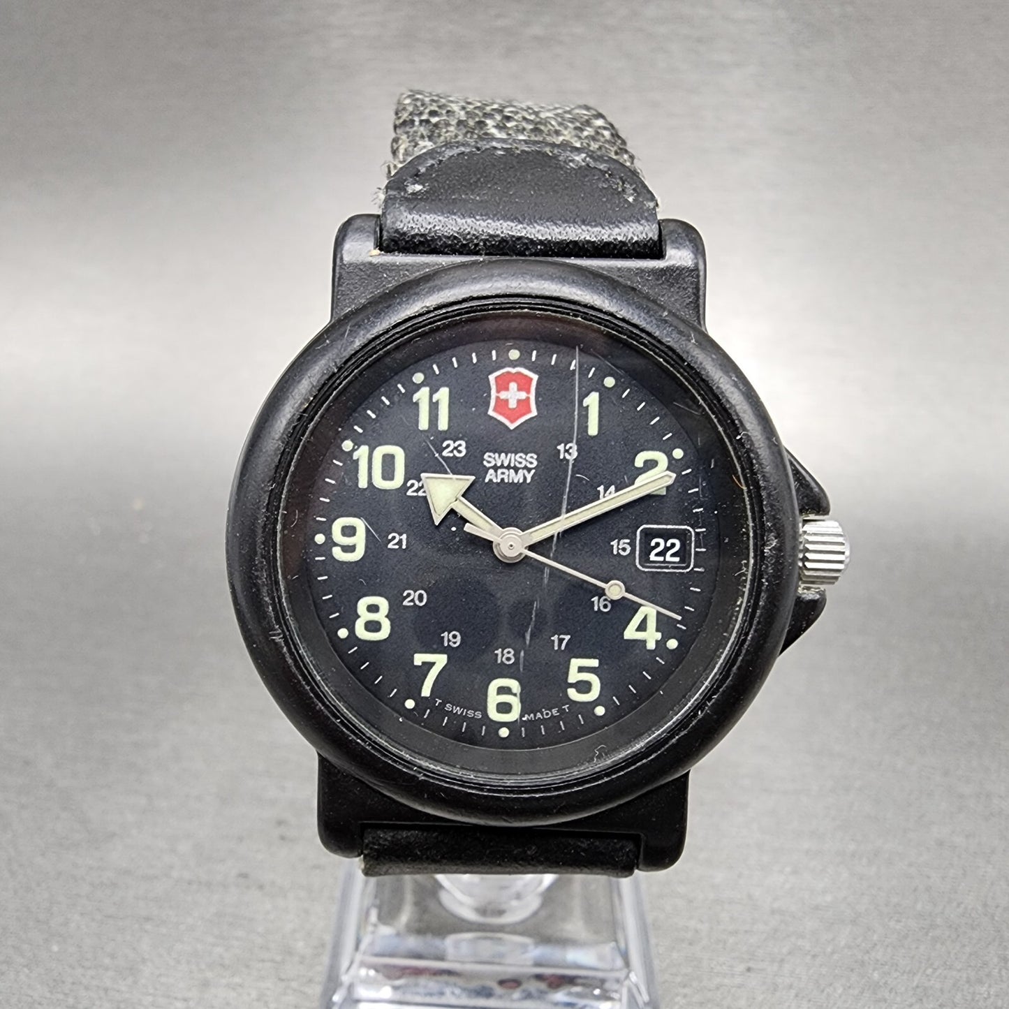 Victorinox Swiss Army Renegade Watch Men 38mm Black Dial Black Tone Date NewBatt0