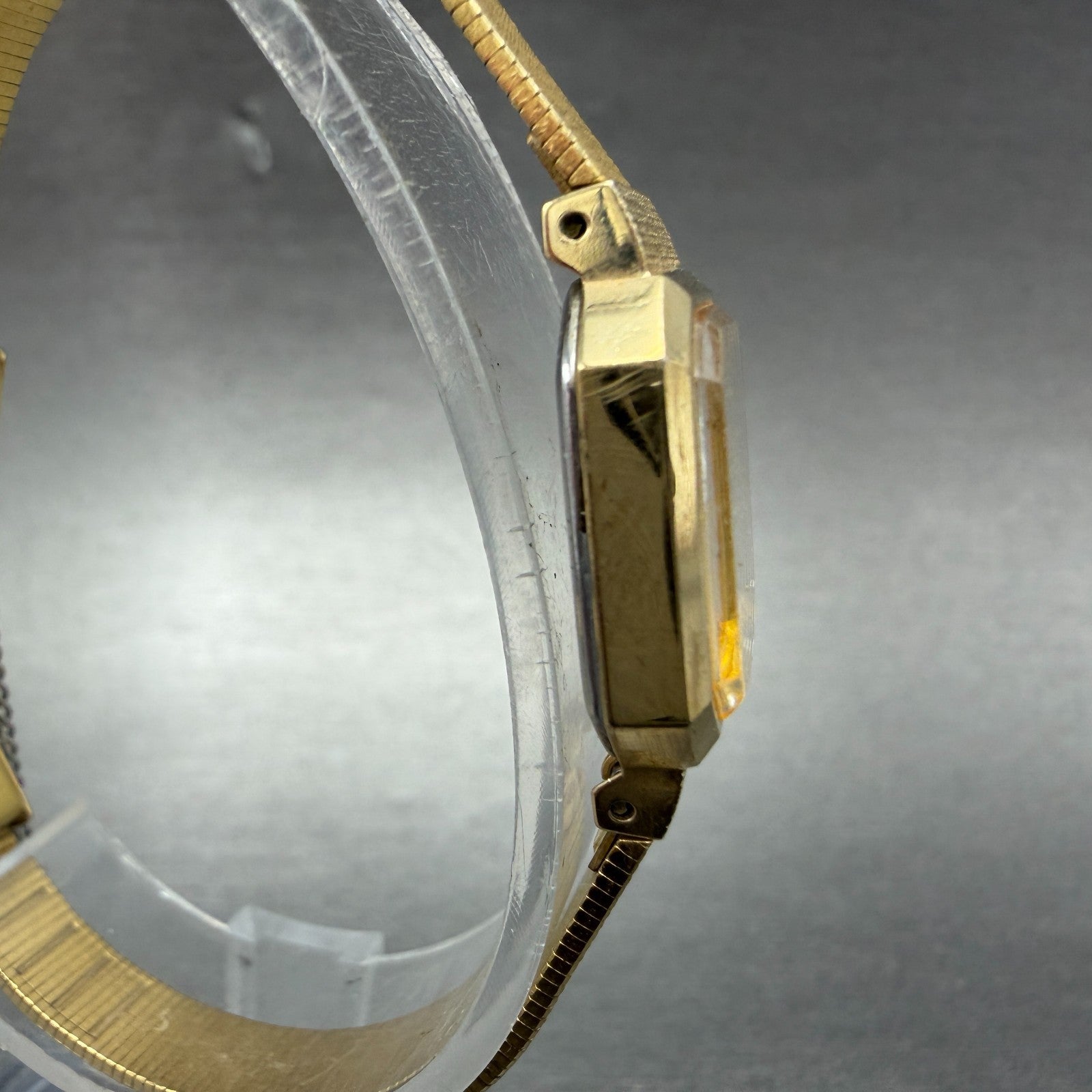 Seiko Watch Women 17mm Cream Dial Gold Tone Octagon VTG 4N00-5139 New Battery3