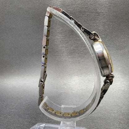 Seiko Solar Watch Women 15mm White Dial Silver Tone Oval 10-8090