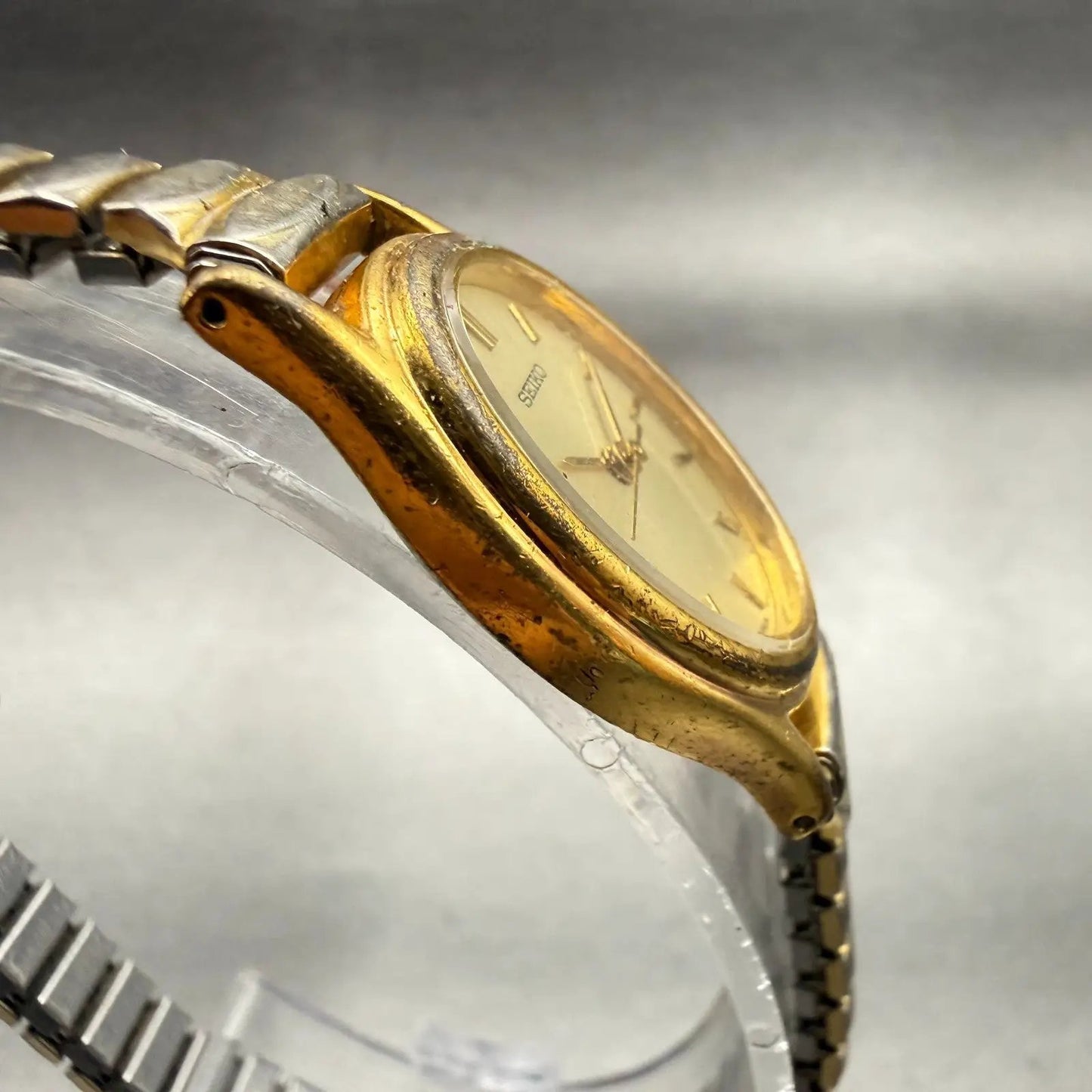 Seiko Watch Women 20mm Champagne Dial Gold Tone Oval 4N01-5060 New Battery VTG3