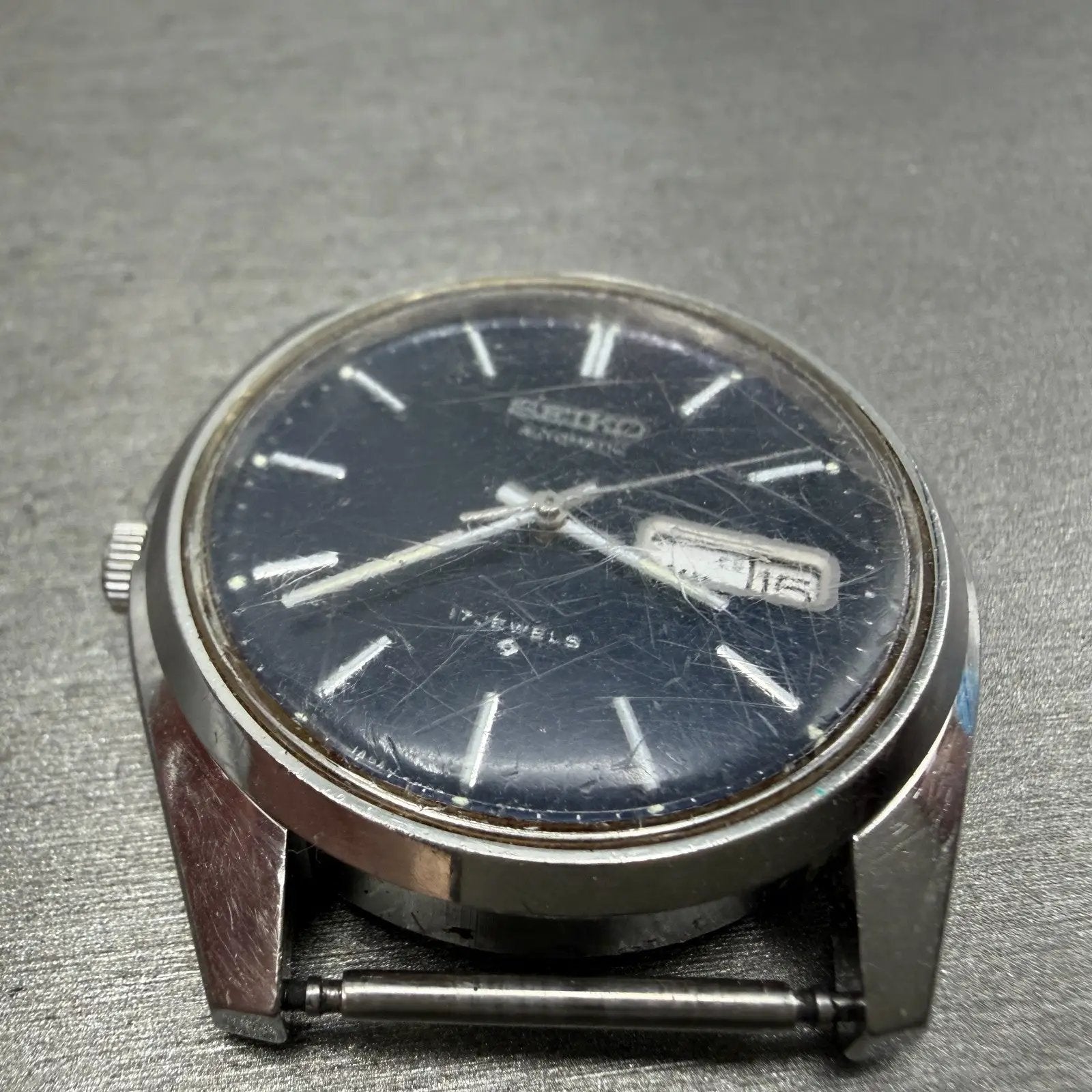48024854