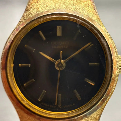 48304704