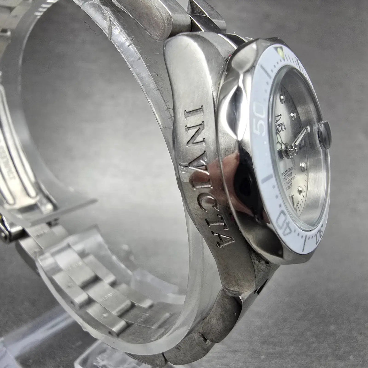 Invicta Pro Diver Watch Women 25mm Silver Dial Silver Tone Date 12519 New Batt3