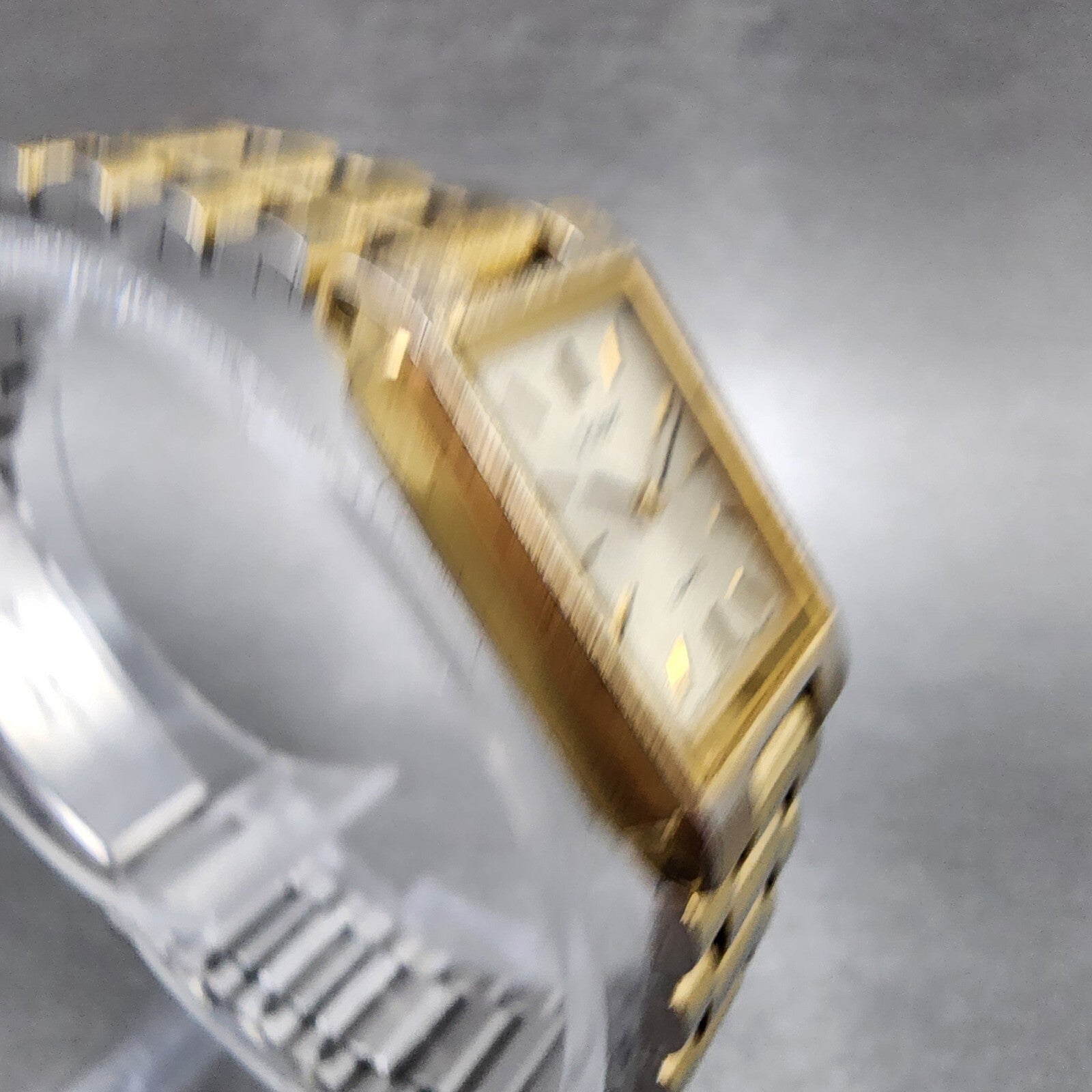 Pulsar Tank Watch Women 17mm Champagne Dial Gold Tone Rectangle New Battery3