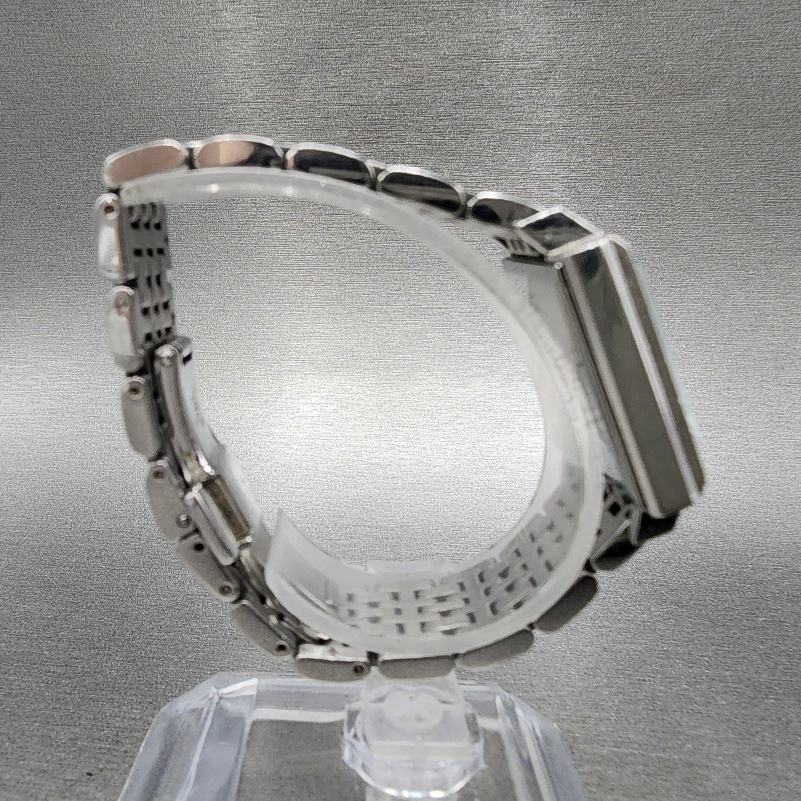 Burberry The City Tank Watch Women 24mm White Dial Steel Rectangle New Battery8