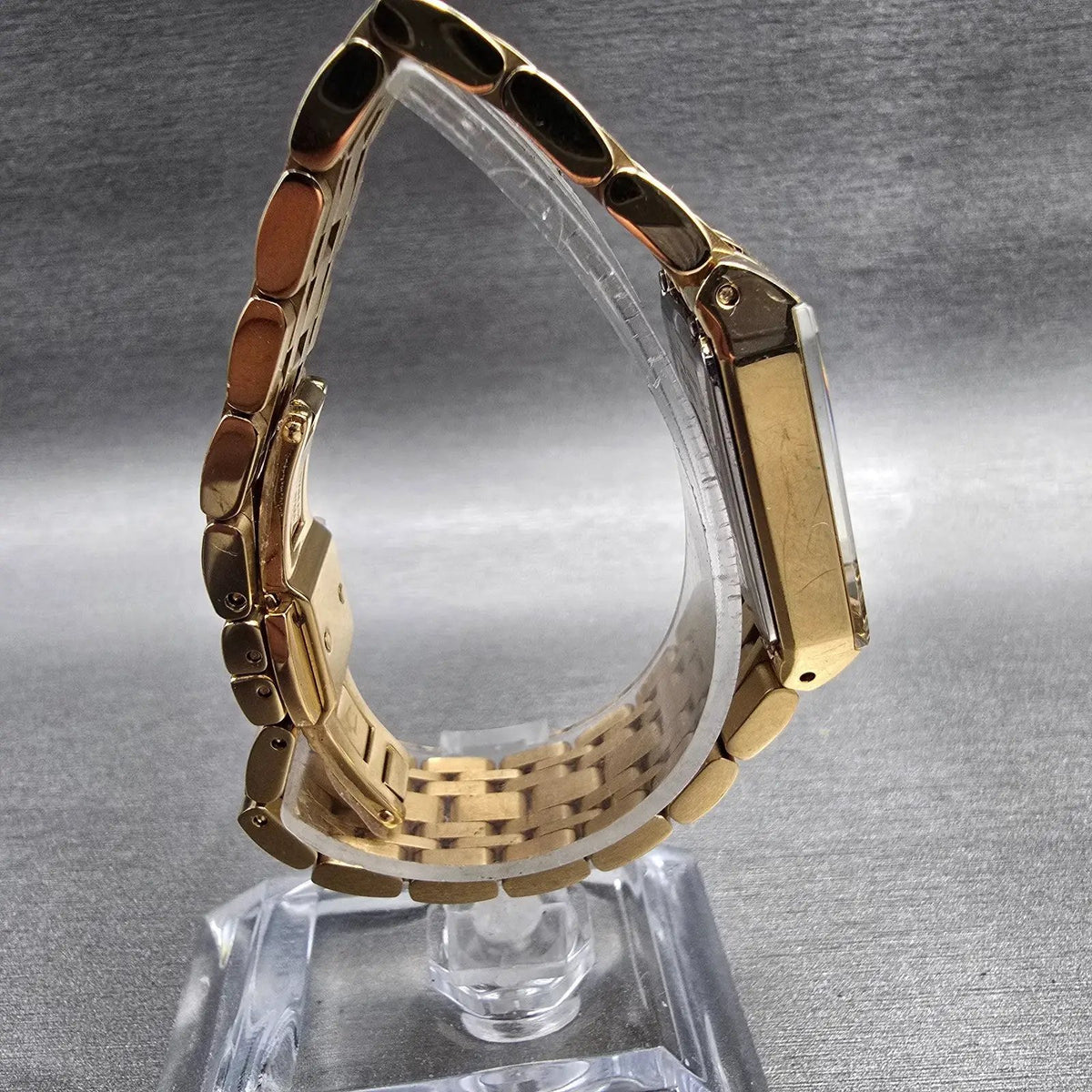 Bulova Futuro Quadra Watch Women 20mm Gold Dial Gold Tone 97P140 New Battery8