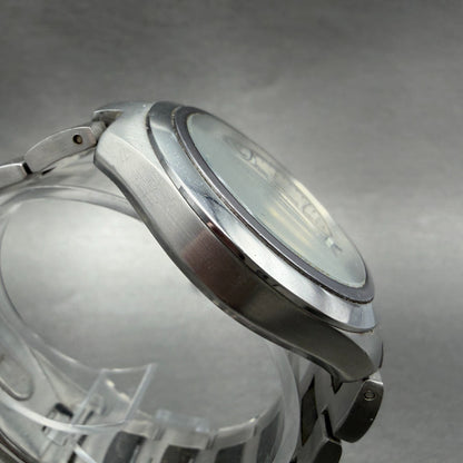 Guess Water Pro Watch Men 37mmm Silver Dial Silver Tone Round P177GL New Battery3