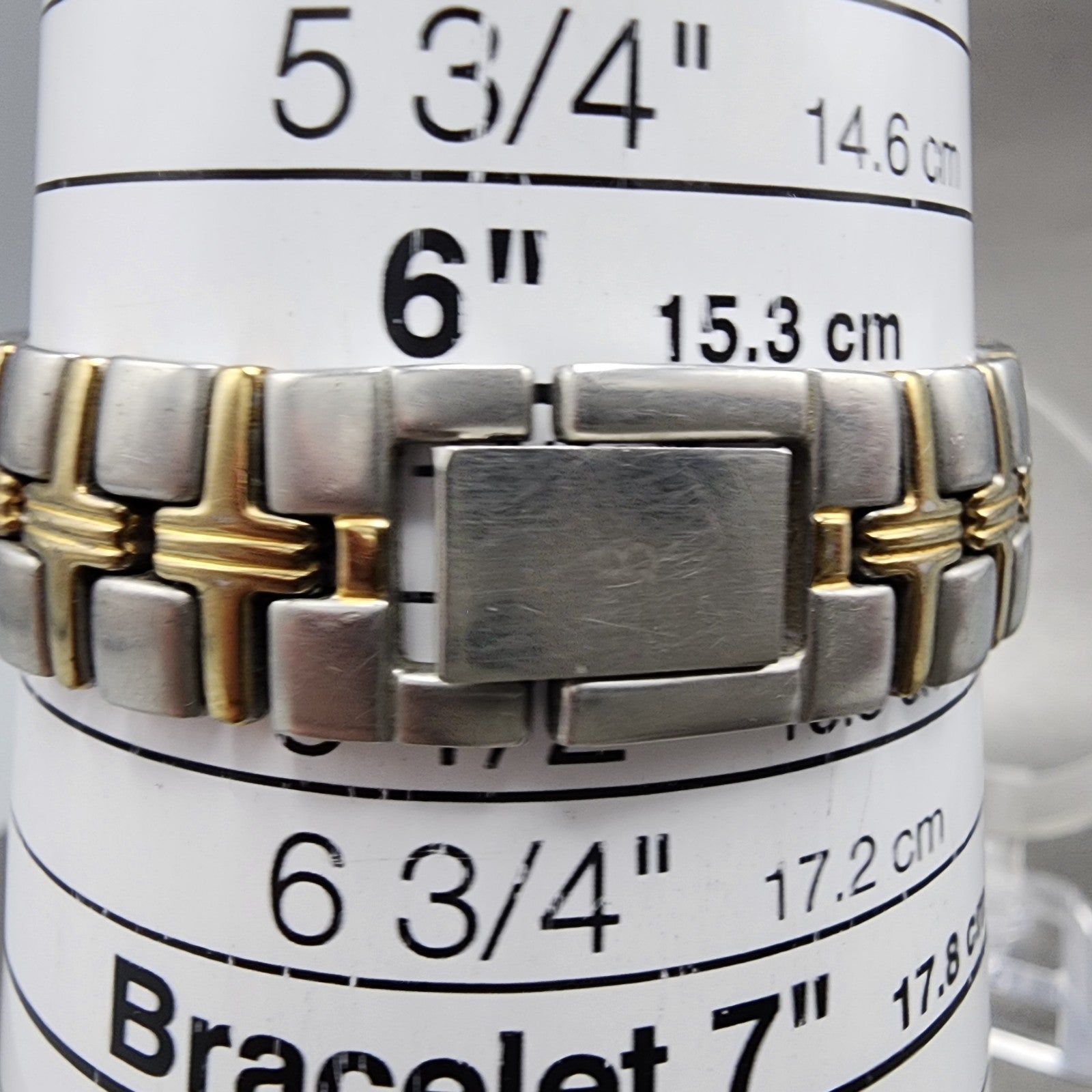 Bulova Watch Women 25mm White Dial Two Tone Date Round 98M36 New Battery A12310
