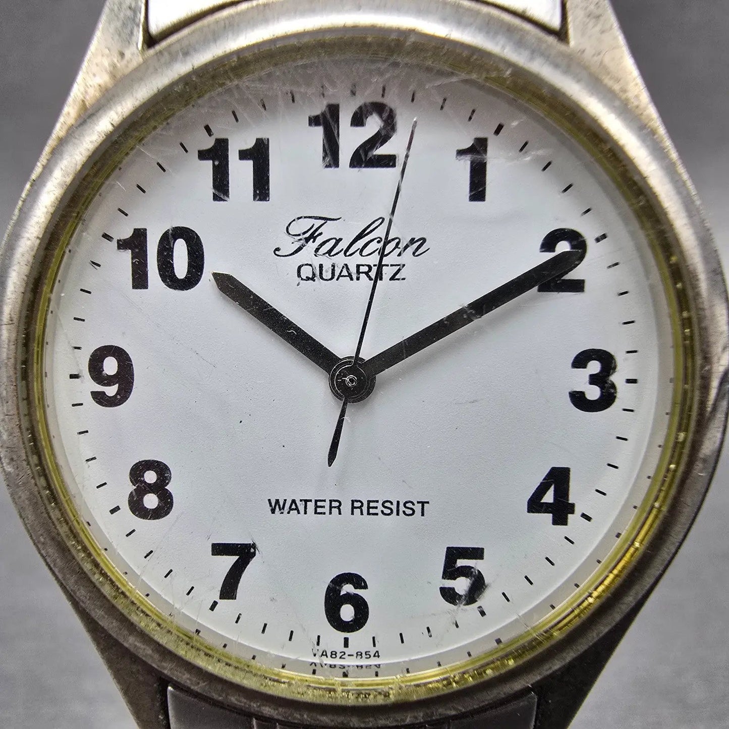 Citizen Q&Q Falcon Watch Men 34mm White Dial Silver Tone Round New Battery VTG1