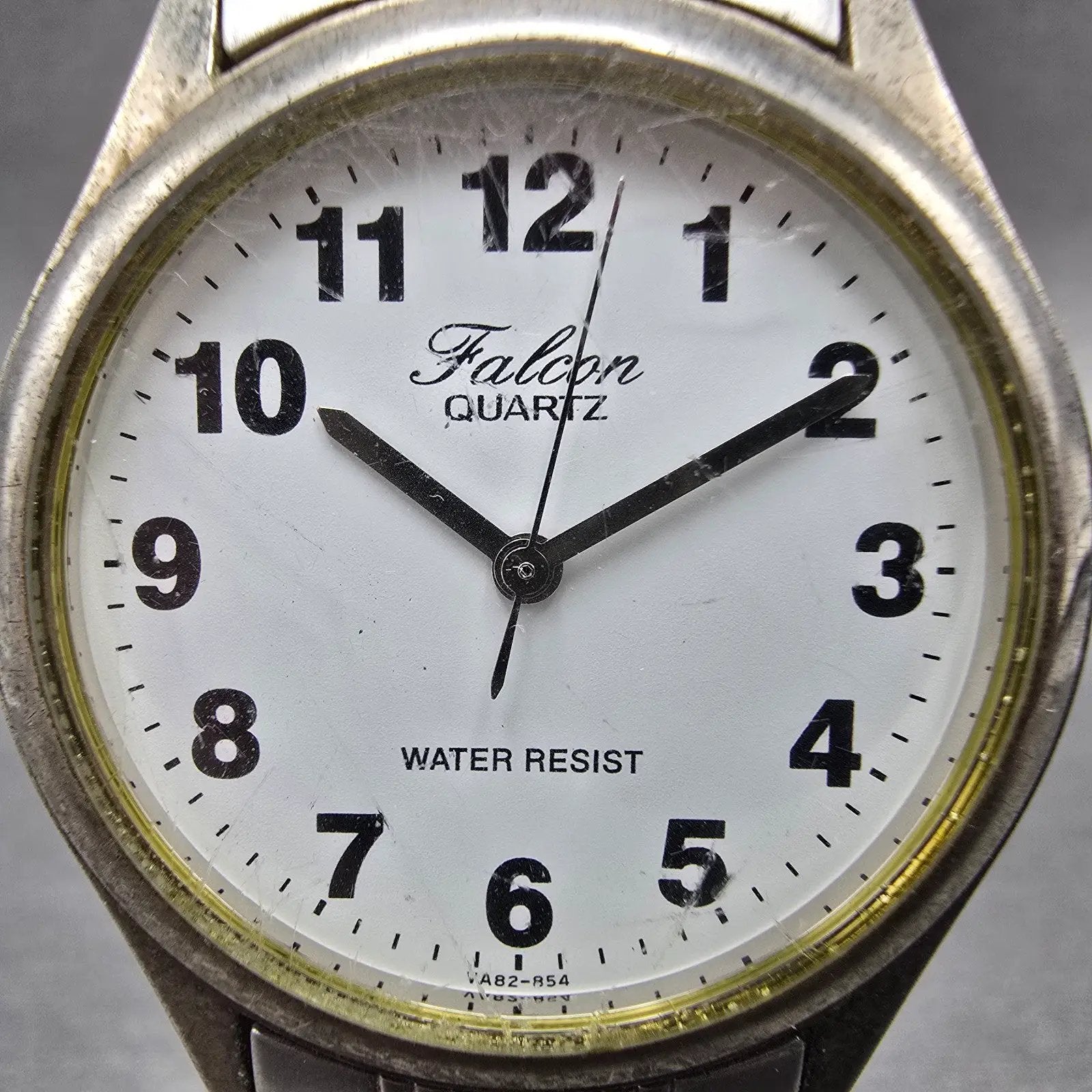 Citizen Q&Q Falcon Watch Men 34mm White Dial Silver Tone Round New Battery VTG1