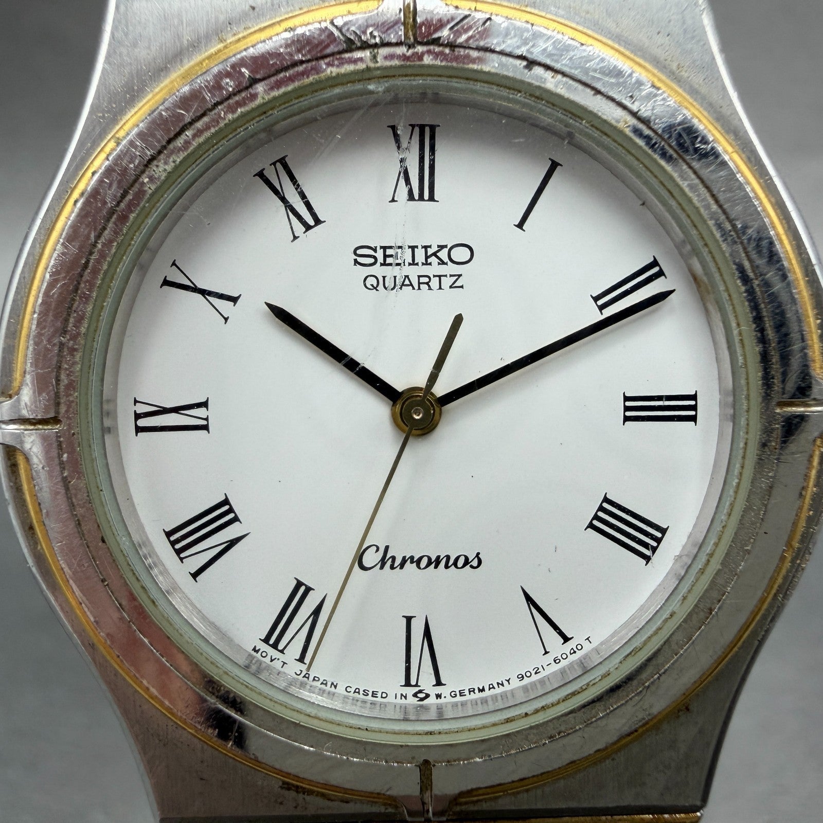 Seiko Chronos Watch Men 32mm White Dial Two Tone Round 9021-6030 New Battery1