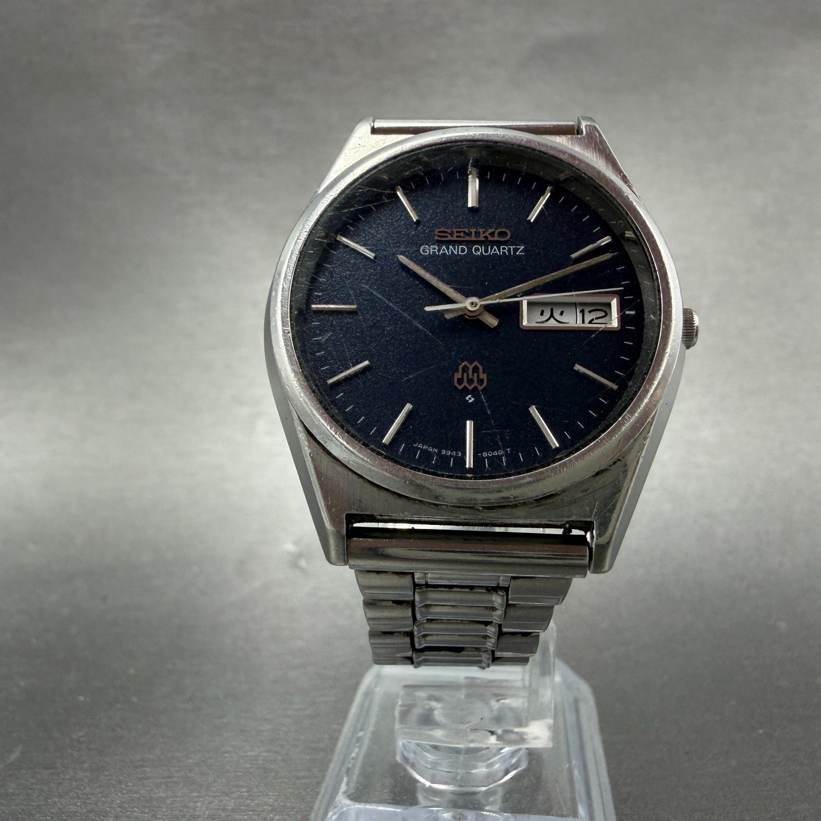Seiko Grand Quartz Watch Men 36mm Blue Dial Silver Tone Daydate 9943-8030 NewBat5